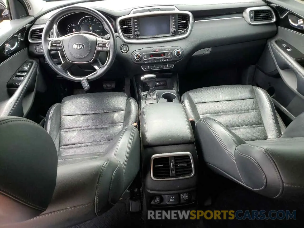 8 fotografías del automóvil dañado 5XYPK4A51KG454040 KIA SORENTO 2019