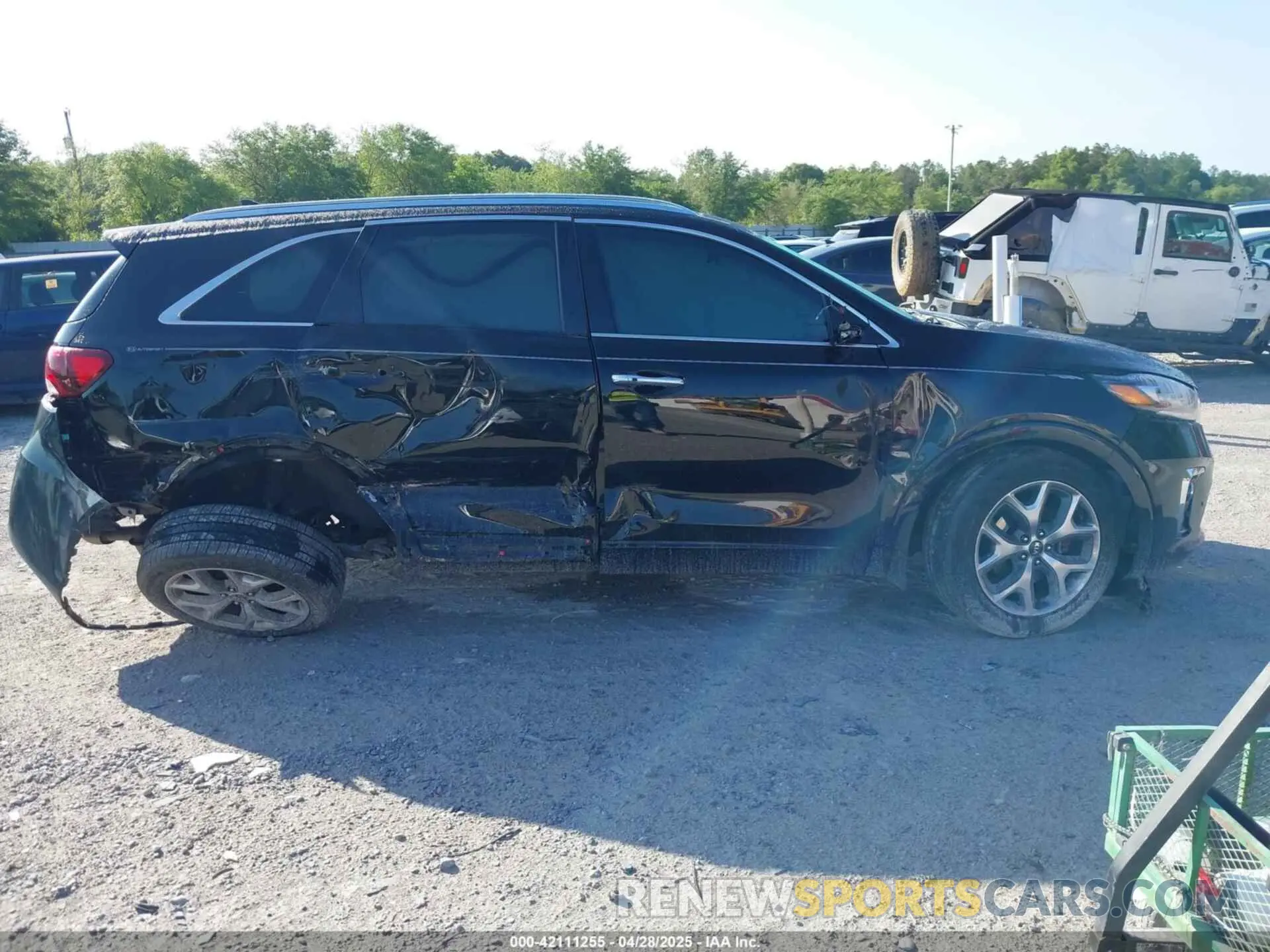 14 fotografías del automóvil dañado 5XYPK4A51KG553747 KIA SORENTO 2019