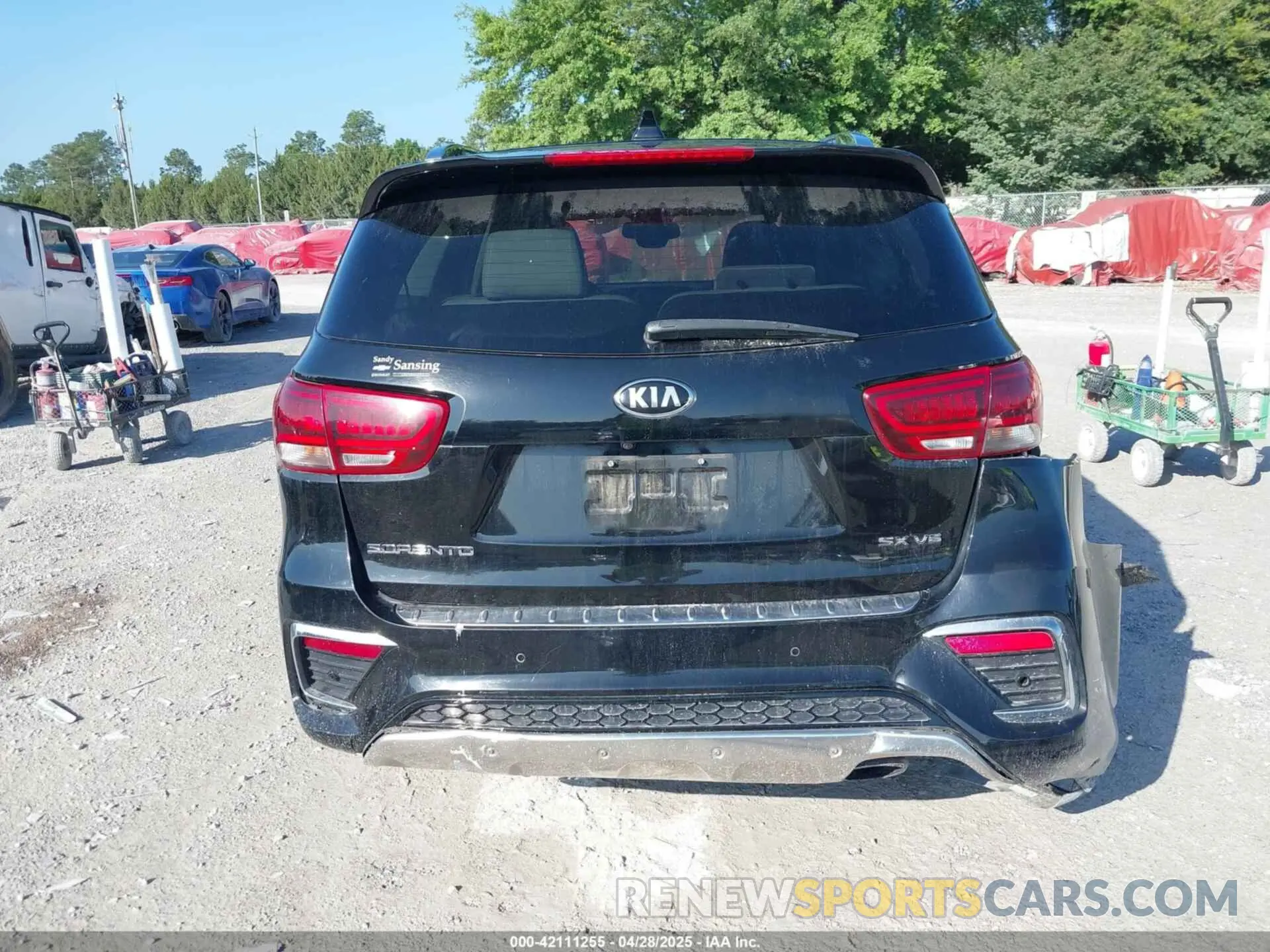 17 fotografías del automóvil dañado 5XYPK4A51KG553747 KIA SORENTO 2019