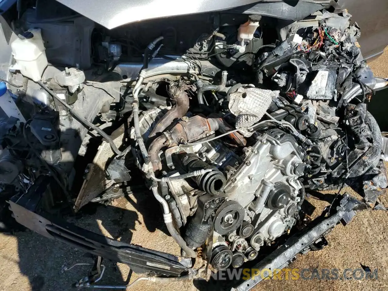 13 fotografías del automóvil dañado 5XYPK4A55KG448516 KIA SORENTO 2019