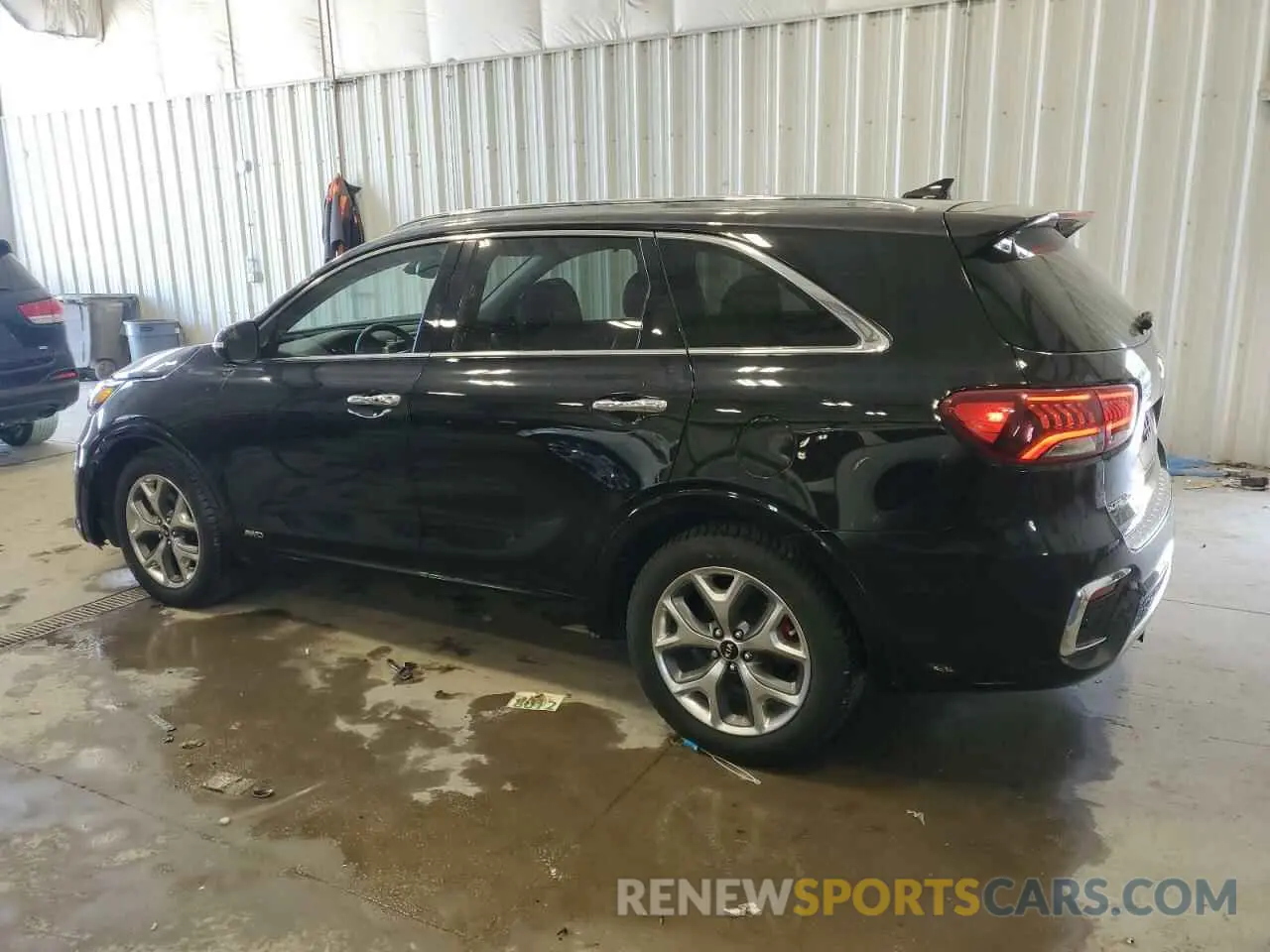2 fotografías del automóvil dañado 5XYPKDA51KG500451 KIA SORENTO 2019
