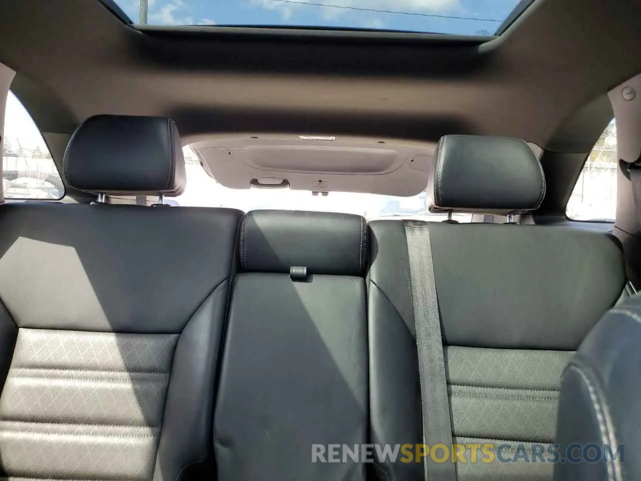 10 fotografías del automóvil dañado 5XYPKDA51KG522319 KIA SORENTO 2019