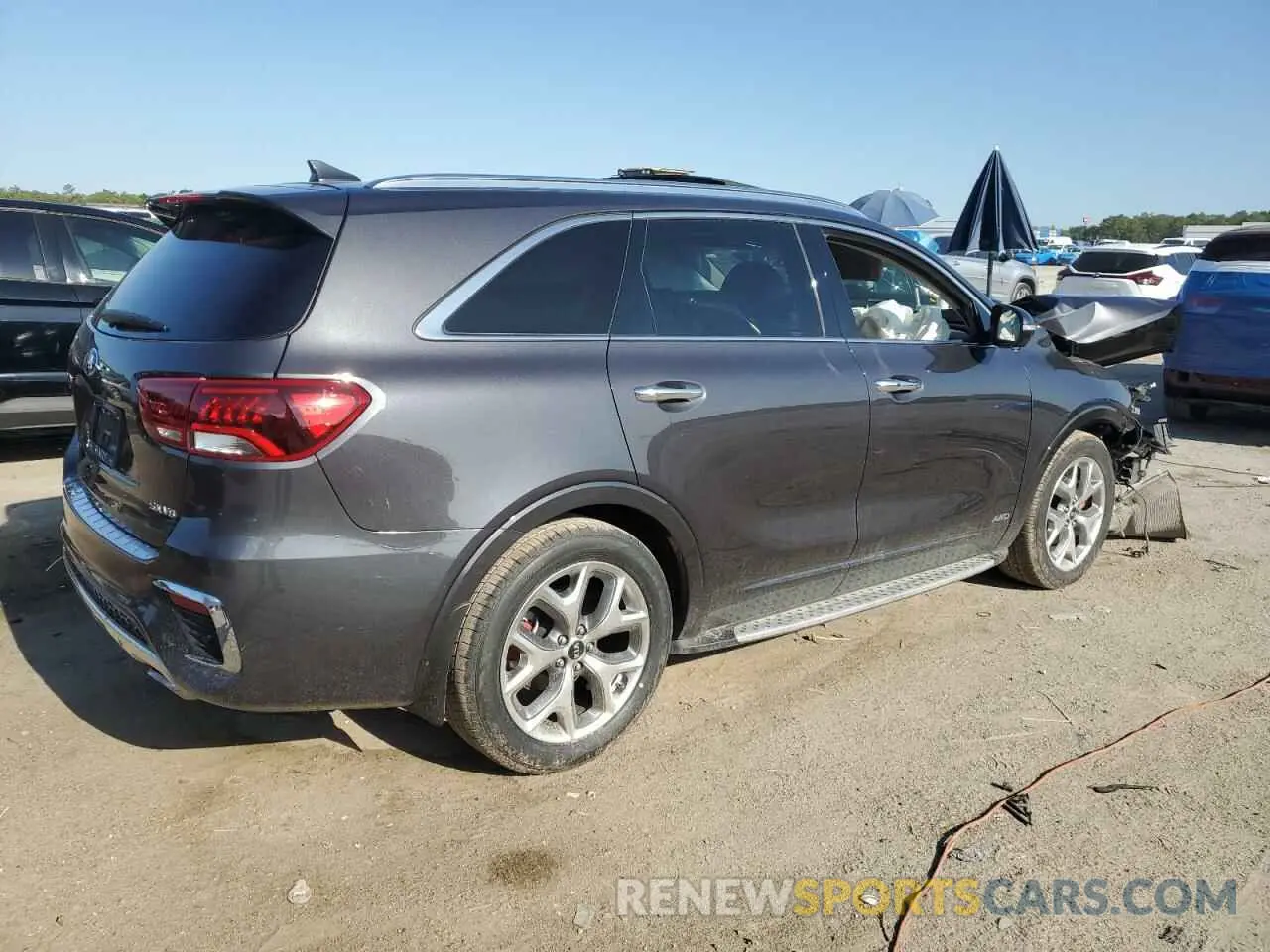 3 fotografías del automóvil dañado 5XYPKDA52KG454368 KIA SORENTO 2019
