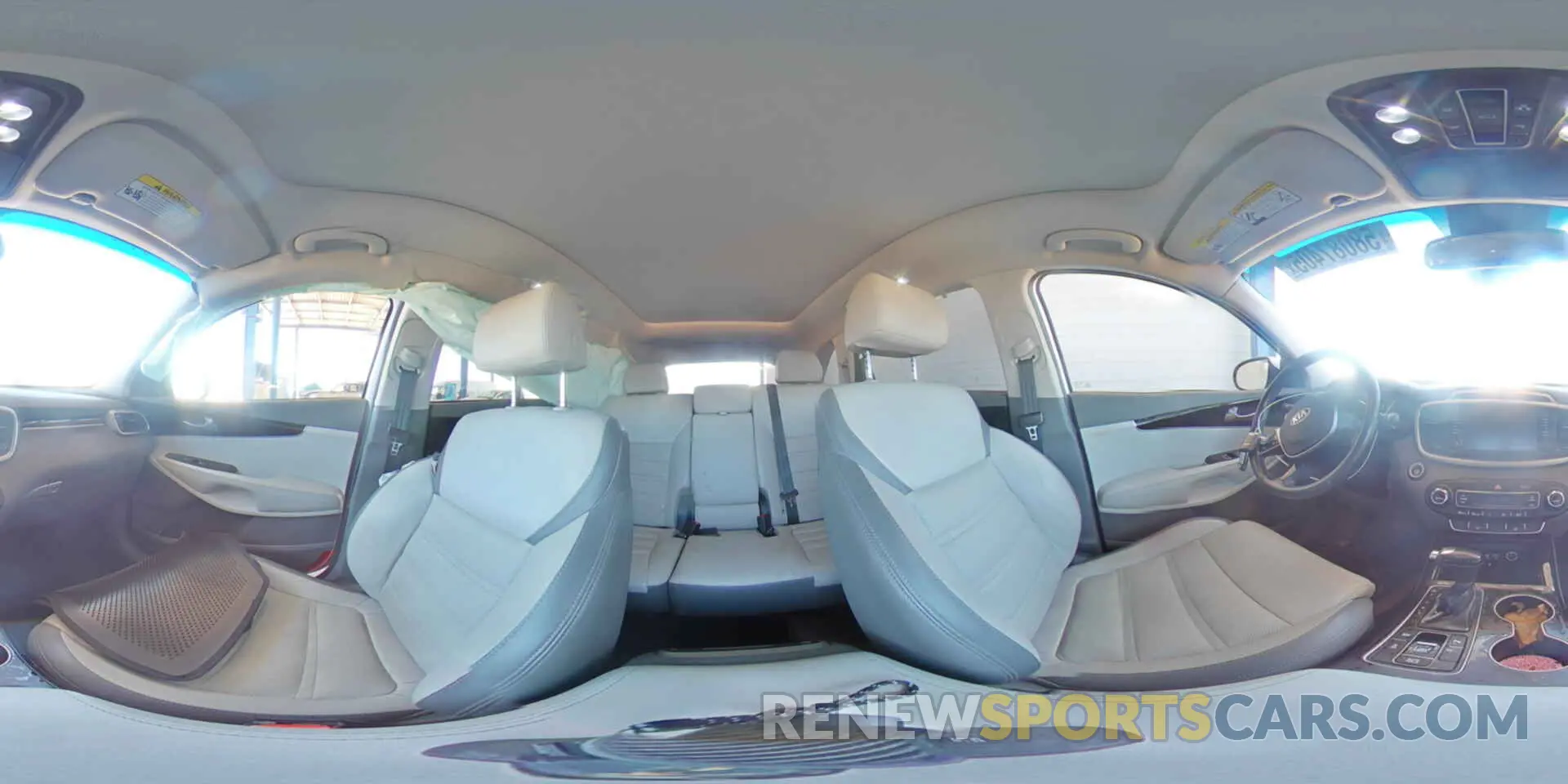14 fotografías del automóvil dañado 5XYPKDA52KG525116 KIA SORENTO 2019