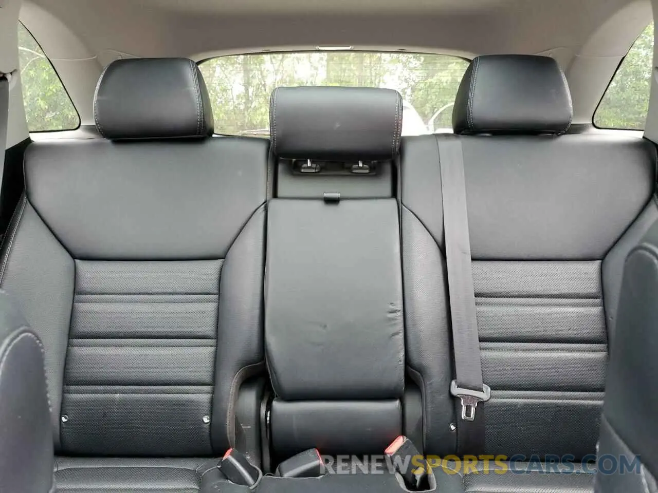 10 fotografías del automóvil dañado 5XYPKDA54KG459474 KIA SORENTO 2019