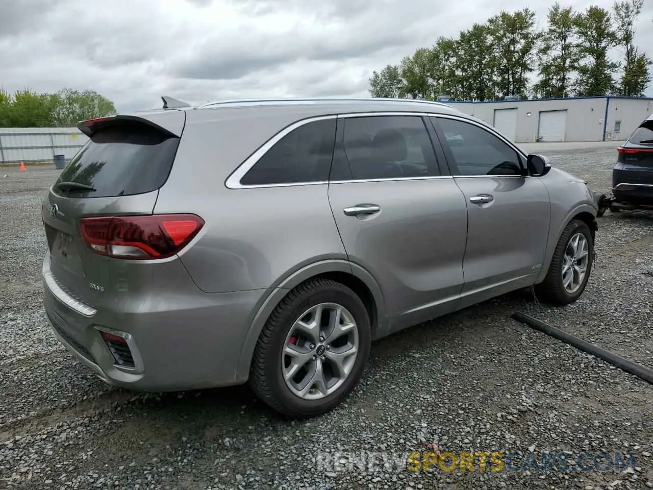 3 fotografías del automóvil dañado 5XYPKDA54KG459474 KIA SORENTO 2019
