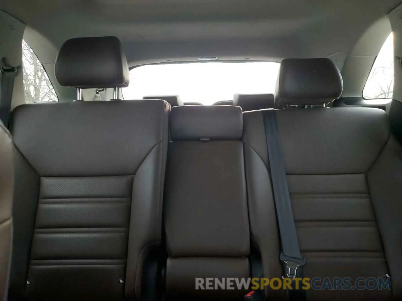 10 fotografías del automóvil dañado 5XYPKDA57KG453913 KIA SORENTO 2019