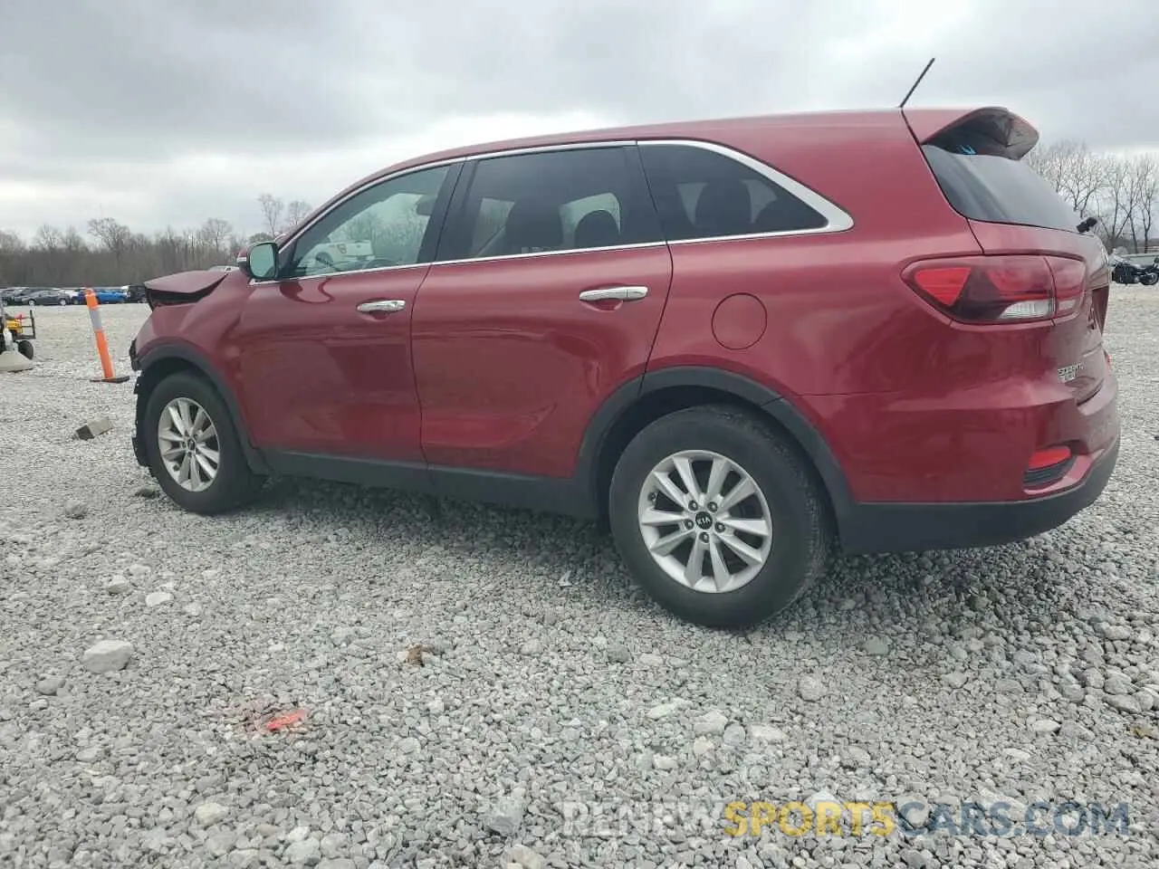 2 fotografías del automóvil dañado 5XYPG4A30LG641500 KIA SORENTO 2020