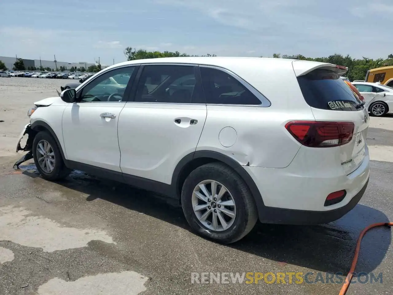 2 fotografías del automóvil dañado 5XYPG4A30LG642498 KIA SORENTO 2020