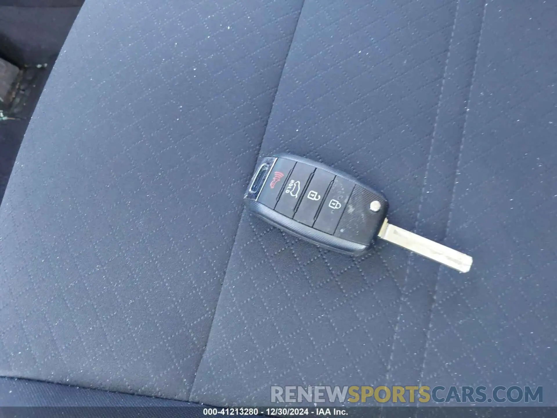 11 fotografías del automóvil dañado 5XYPG4A30LG656529 KIA SORENTO 2020