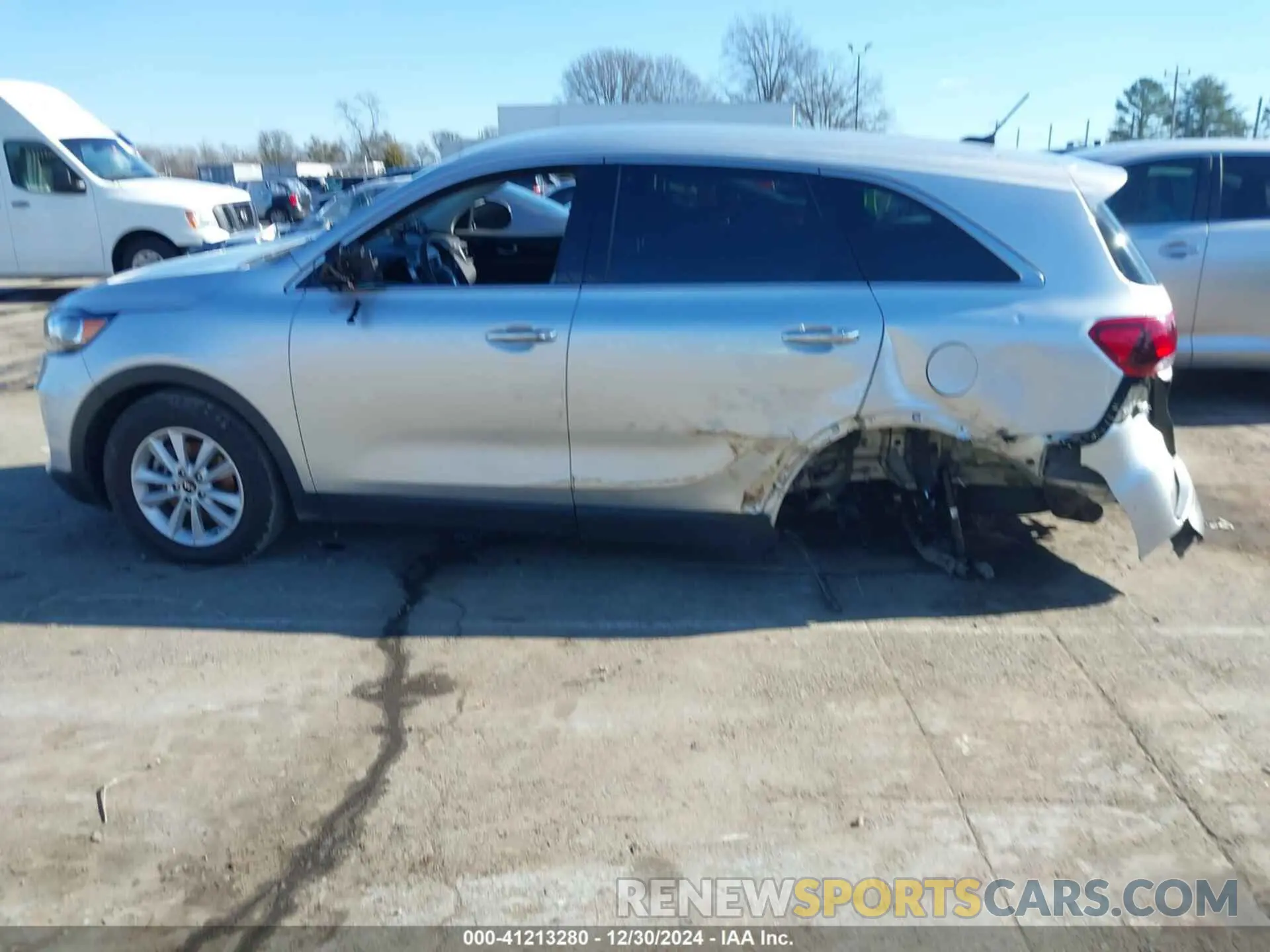 14 fotografías del automóvil dañado 5XYPG4A30LG656529 KIA SORENTO 2020