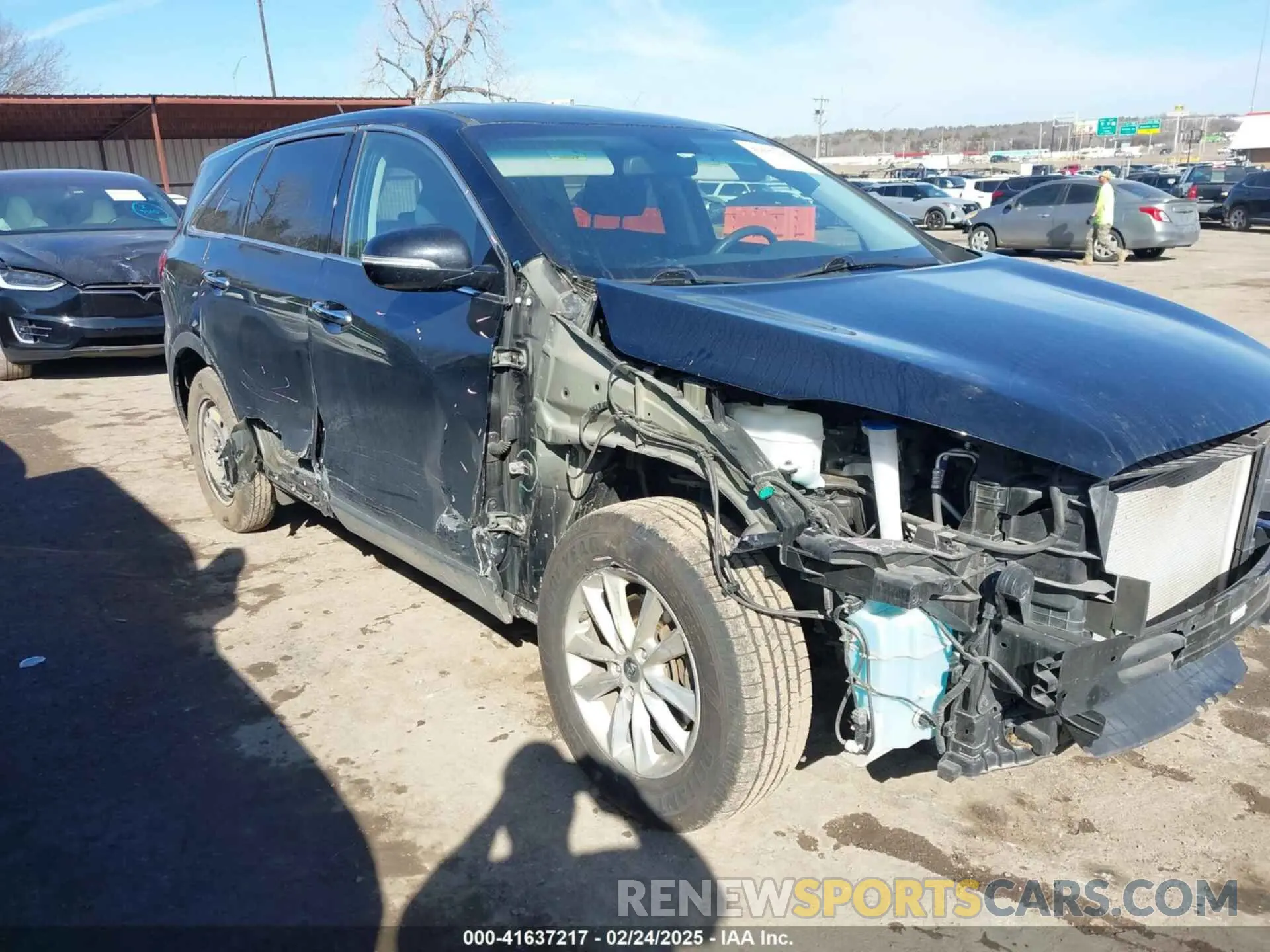 6 fotografías del automóvil dañado 5XYPG4A30LG698215 KIA SORENTO 2020