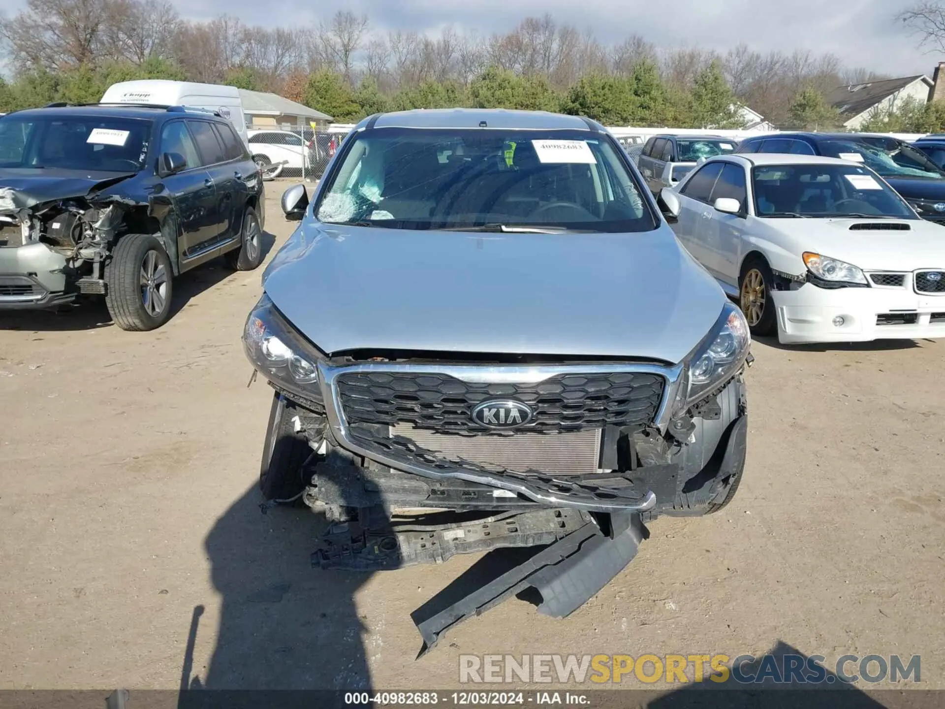 13 fotografías del automóvil dañado 5XYPG4A31LG638850 KIA SORENTO 2020