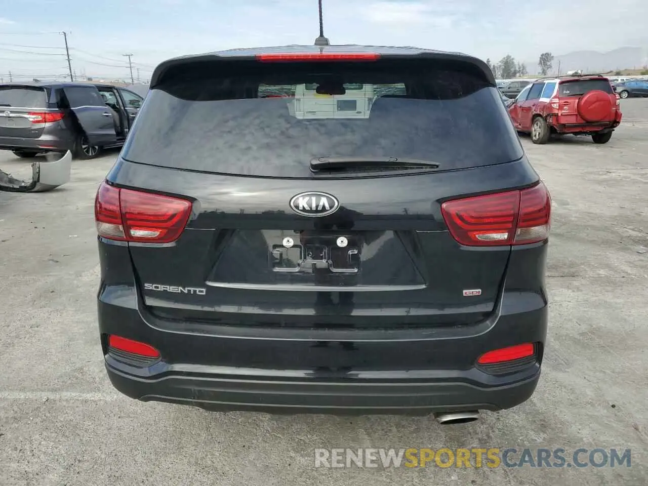 6 fotografías del automóvil dañado 5XYPG4A31LG643126 KIA SORENTO 2020