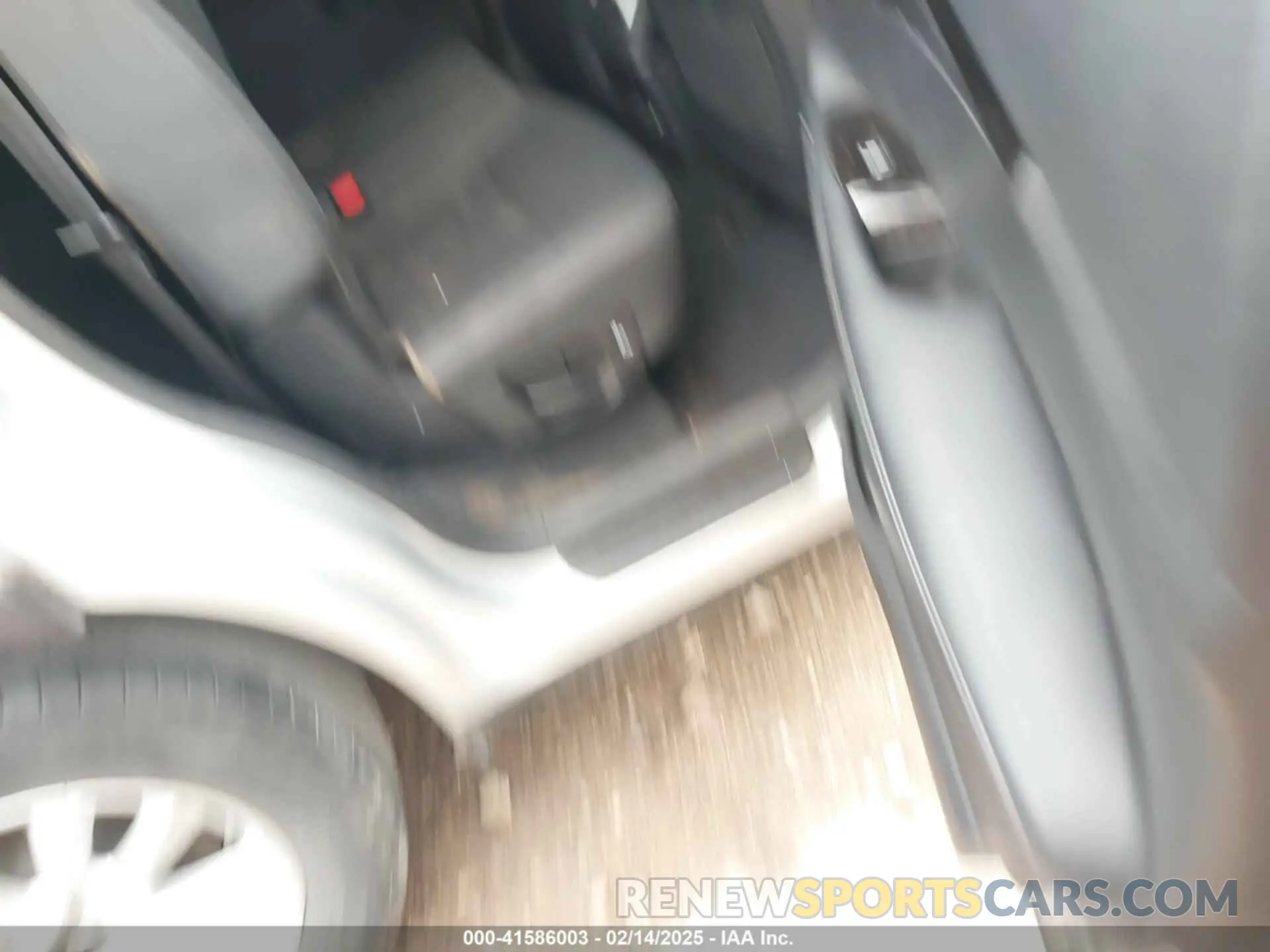 8 fotografías del automóvil dañado 5XYPG4A31LG698420 KIA SORENTO 2020