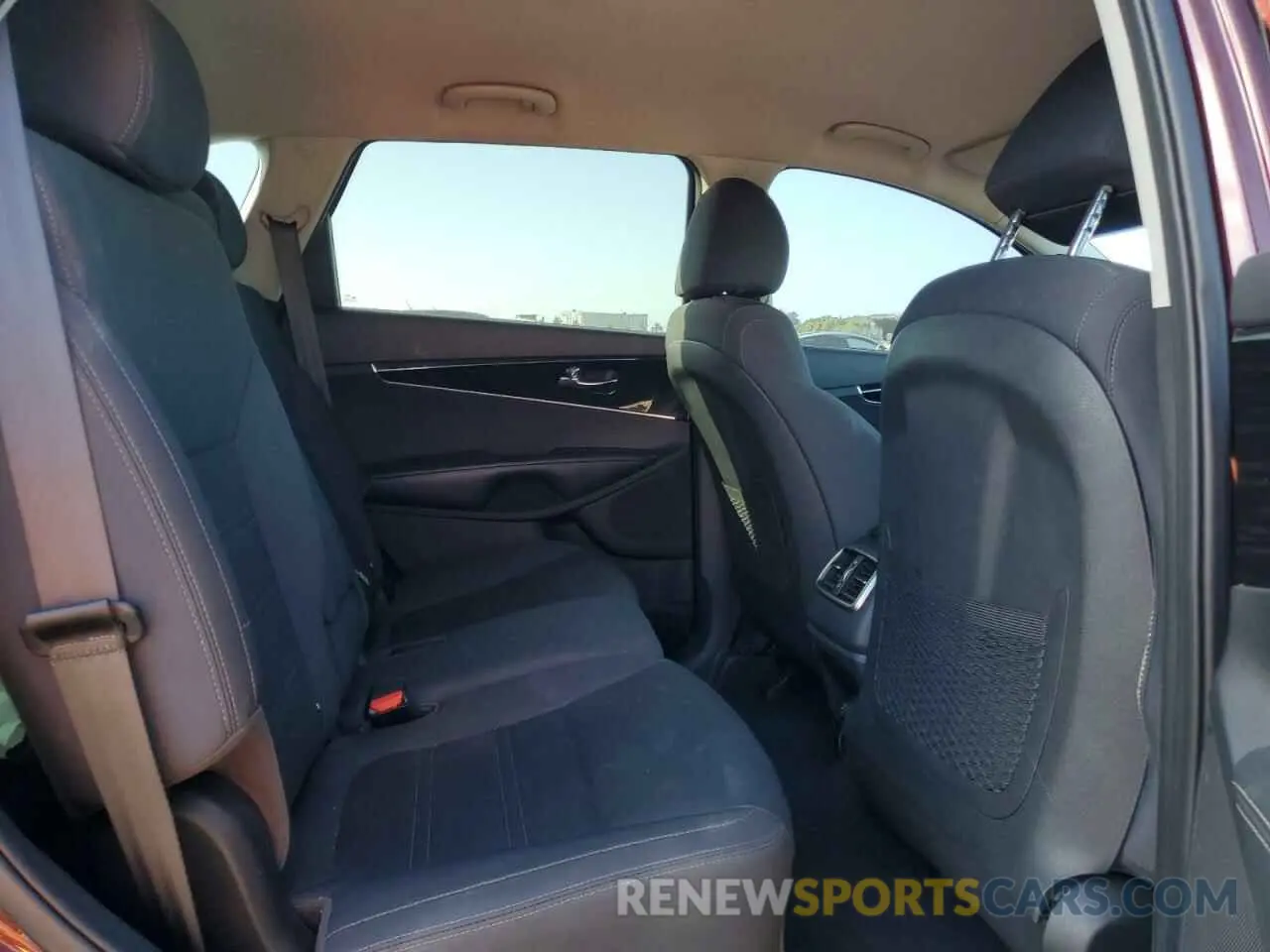 11 fotografías del automóvil dañado 5XYPG4A31LG698868 KIA SORENTO 2020