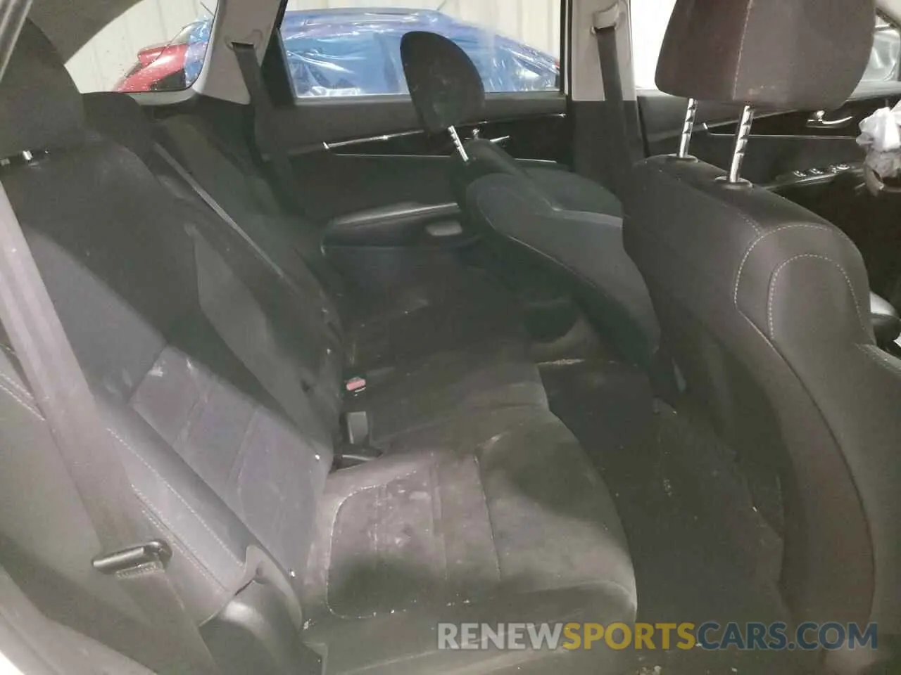 11 fotografías del automóvil dañado 5XYPG4A33LG683692 KIA SORENTO 2020