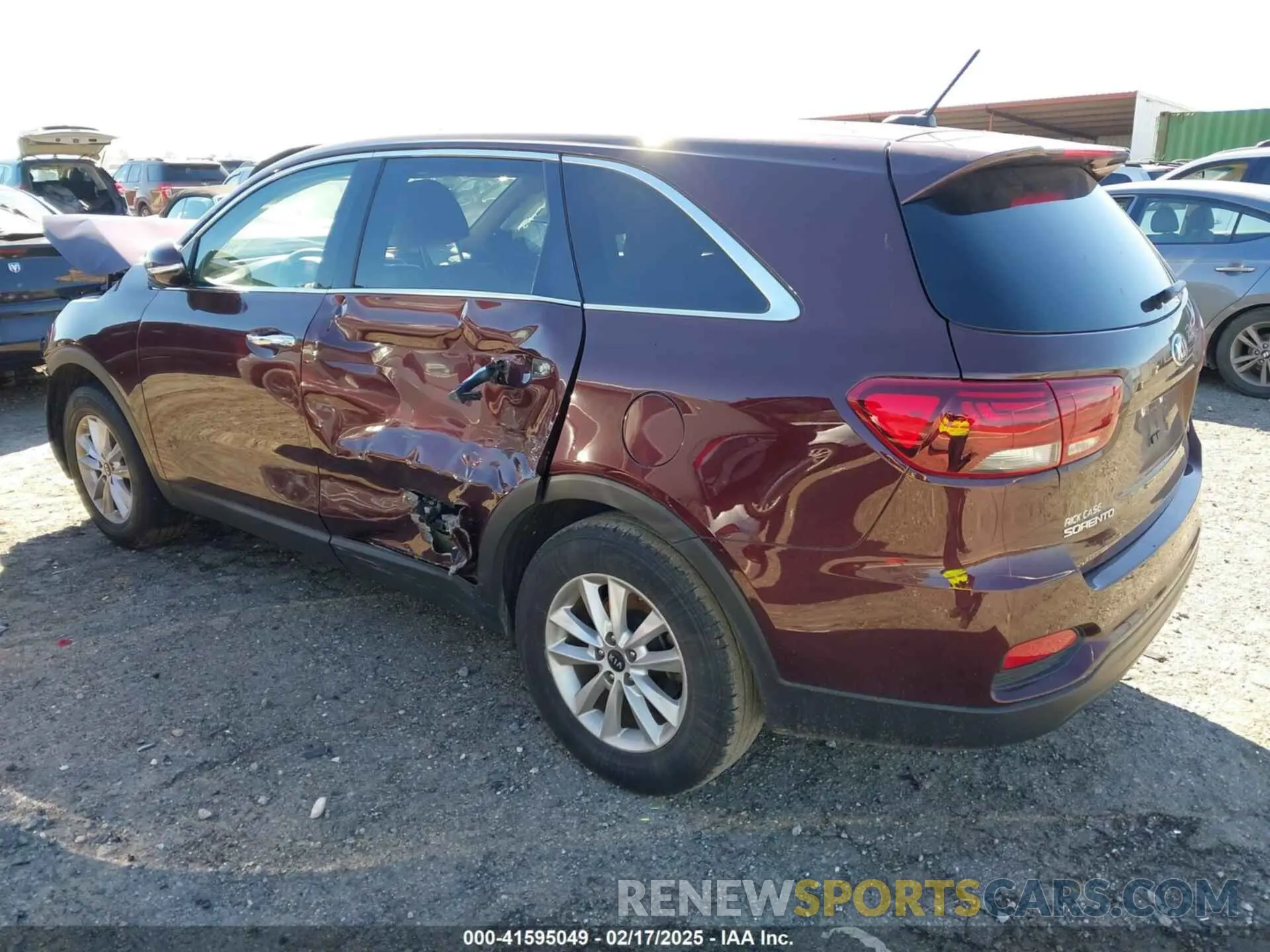 3 fotografías del automóvil dañado 5XYPG4A34LG643072 KIA SORENTO 2020