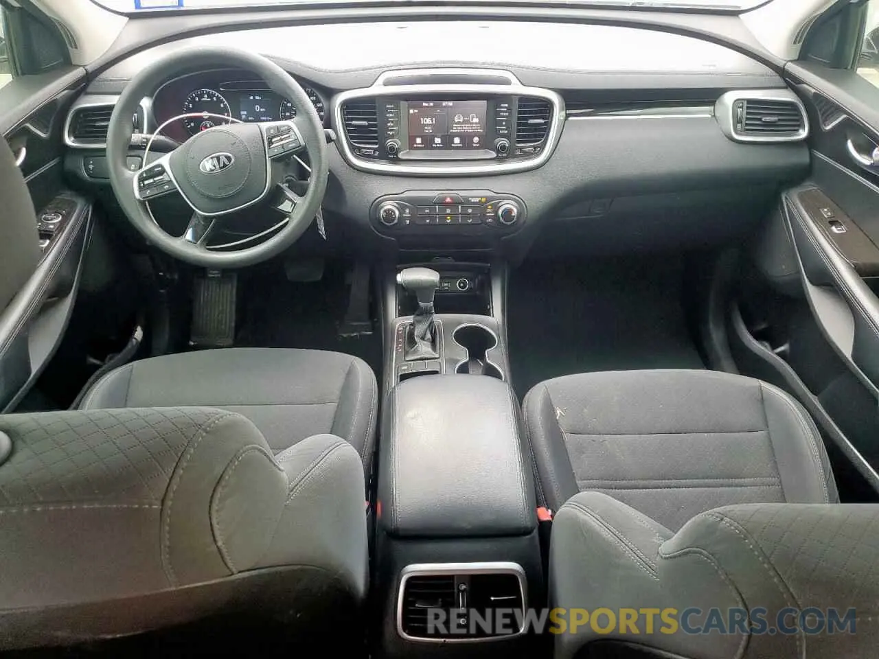 8 fotografías del automóvil dañado 5XYPG4A34LG647476 KIA SORENTO 2020