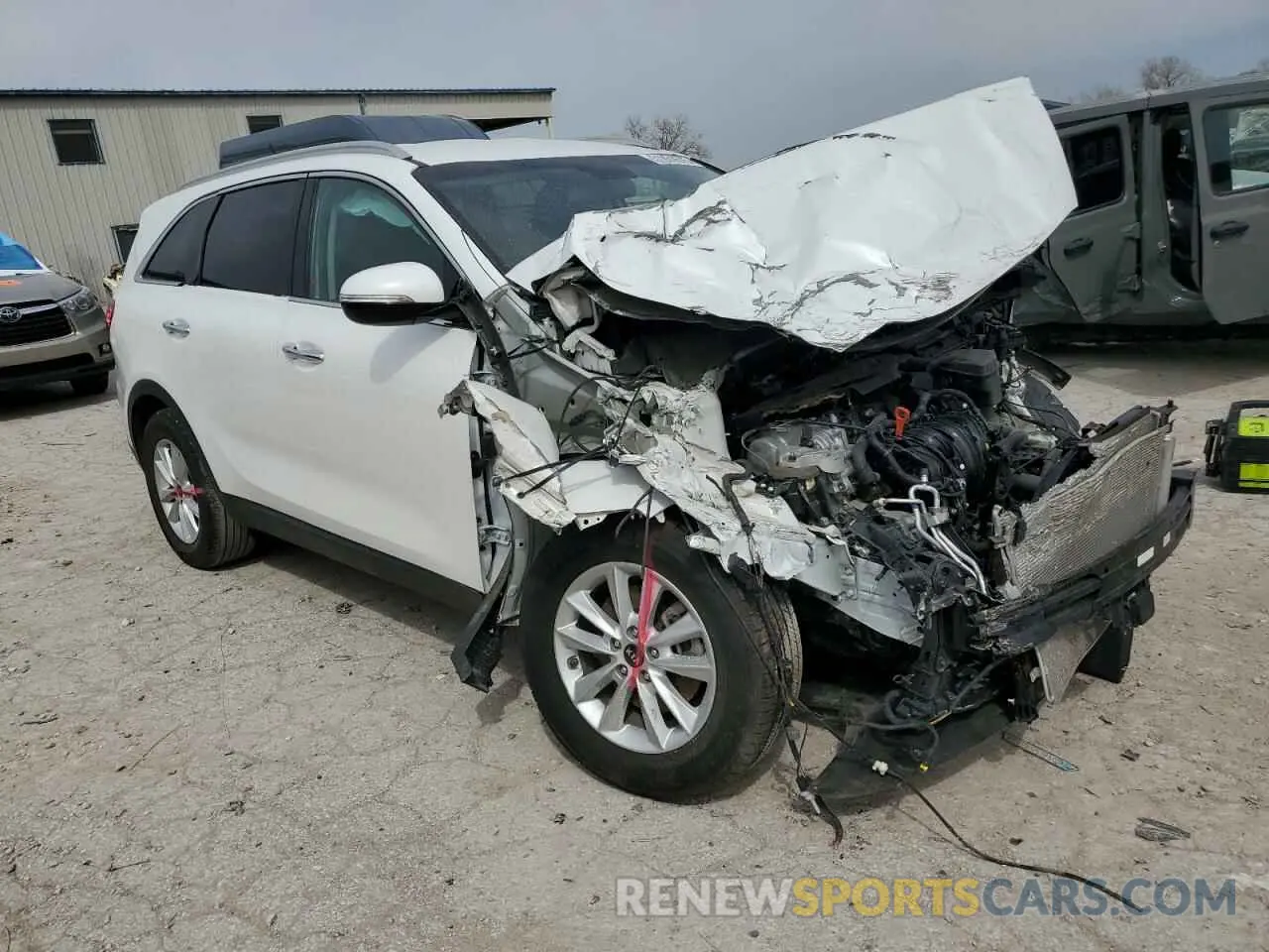 4 fotografías del automóvil dañado 5XYPG4A36LG663775 KIA SORENTO 2020