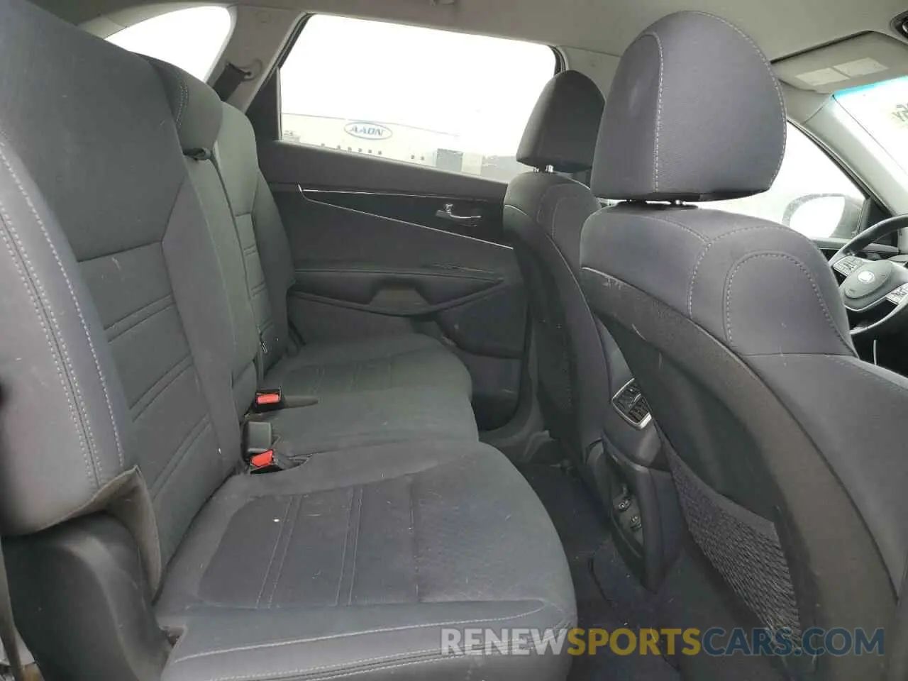 11 fotografías del automóvil dañado 5XYPG4A37LG659928 KIA SORENTO 2020