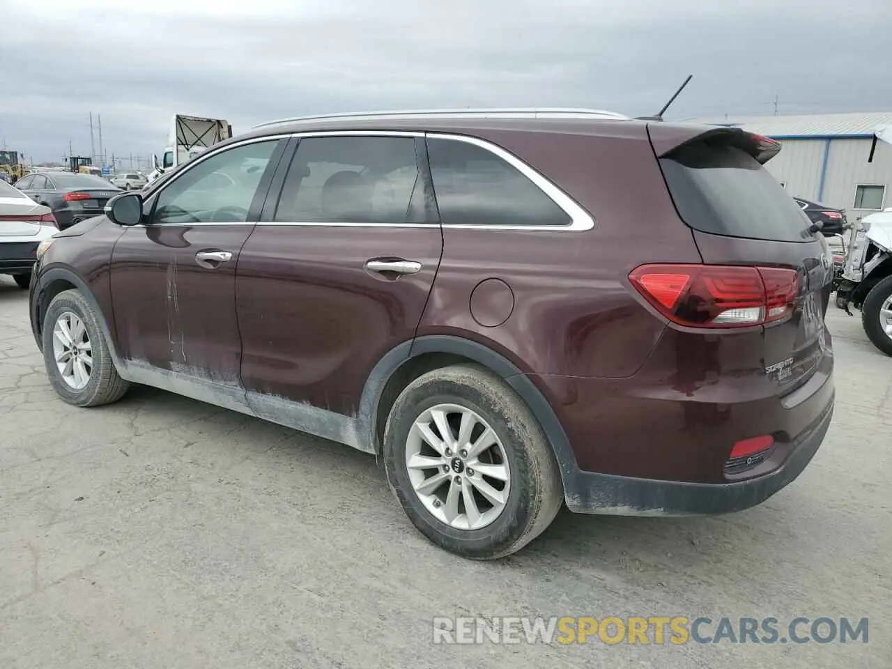 2 fotografías del automóvil dañado 5XYPG4A37LG659928 KIA SORENTO 2020