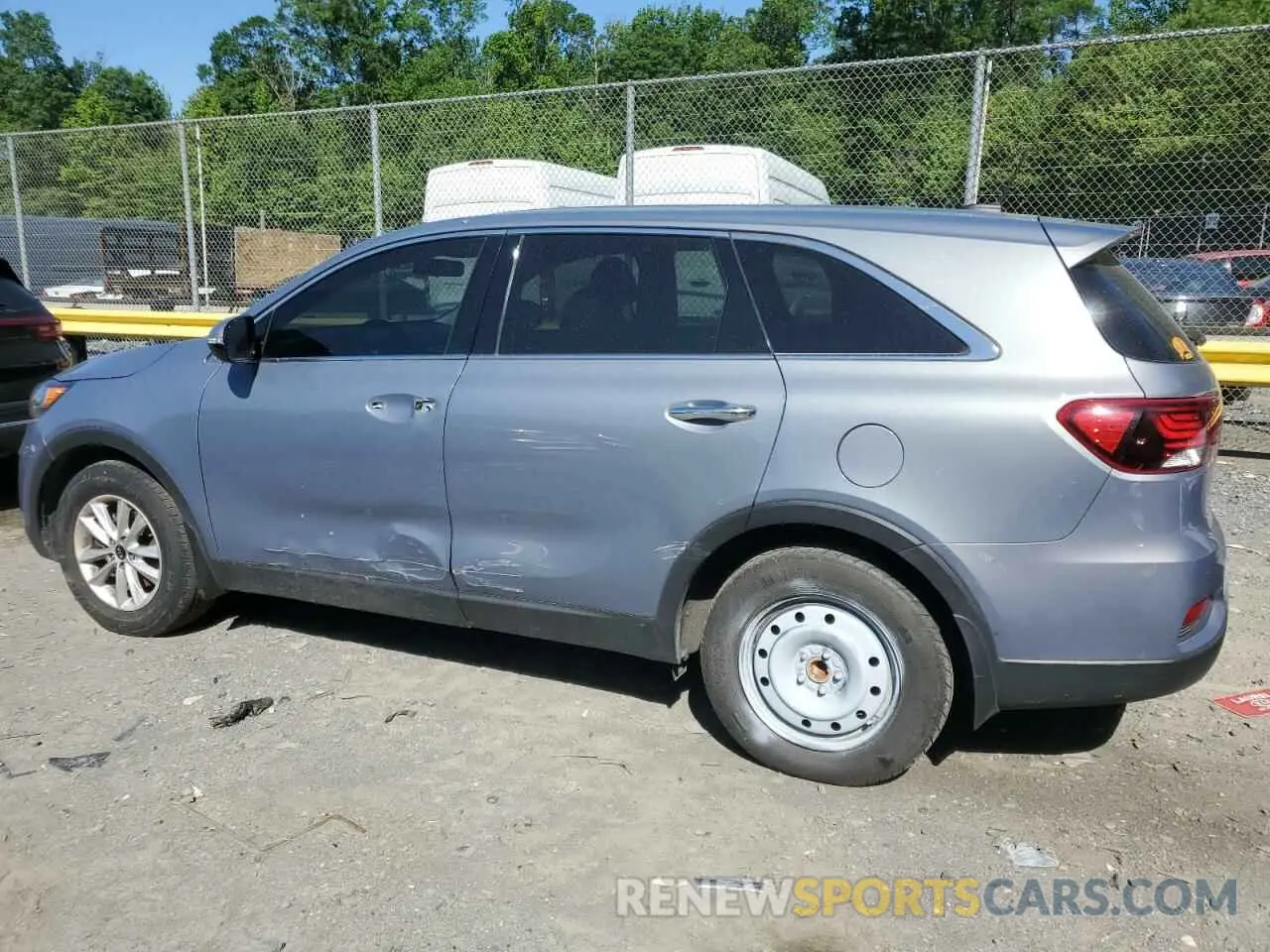 2 fotografías del automóvil dañado 5XYPG4A3XLG628253 KIA SORENTO 2020