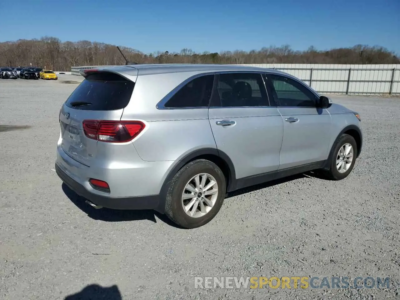 3 fotografías del automóvil dañado 5XYPG4A3XLG630956 KIA SORENTO 2020