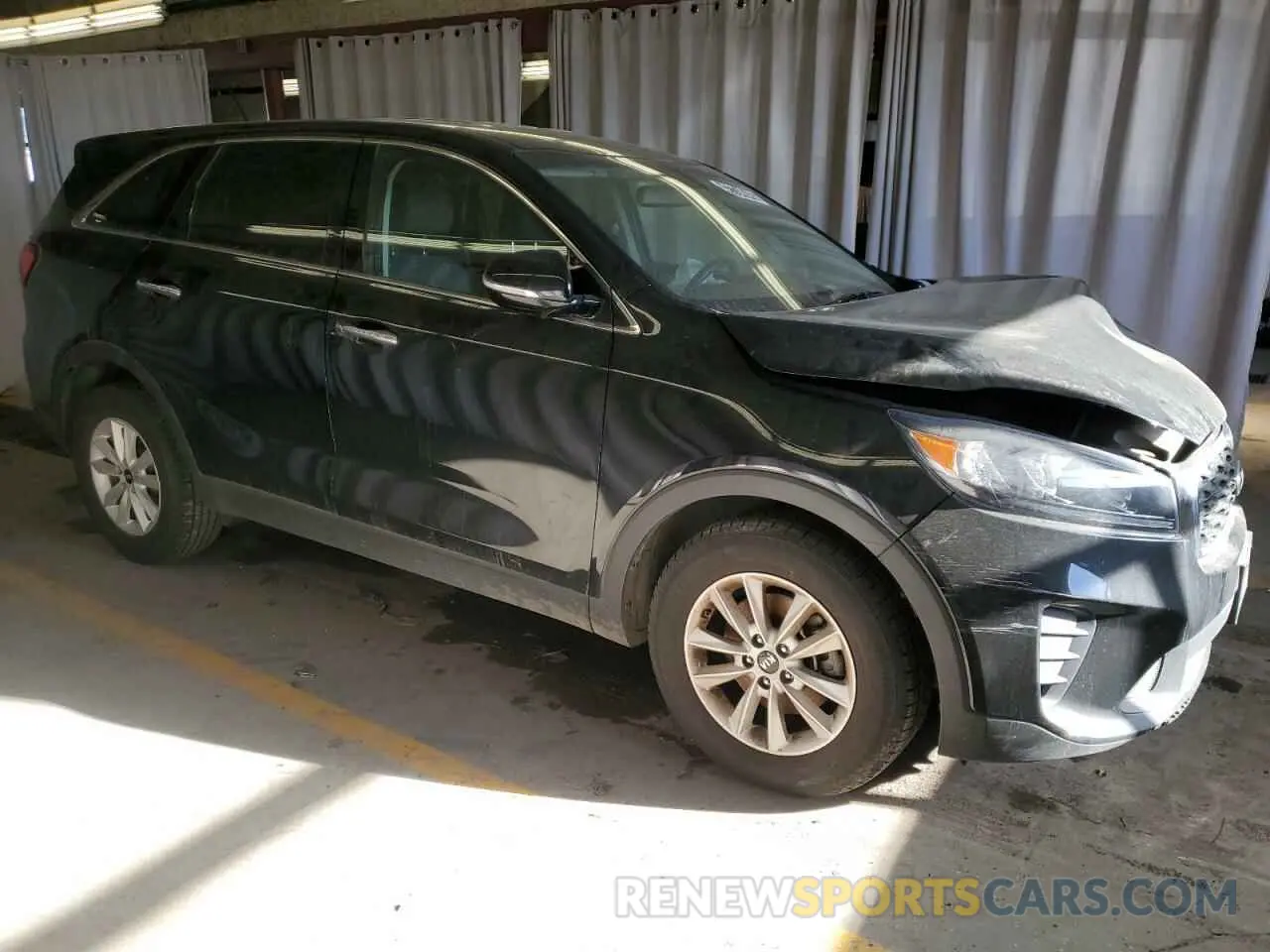 4 fotografías del automóvil dañado 5XYPG4A3XLG638264 KIA SORENTO 2020
