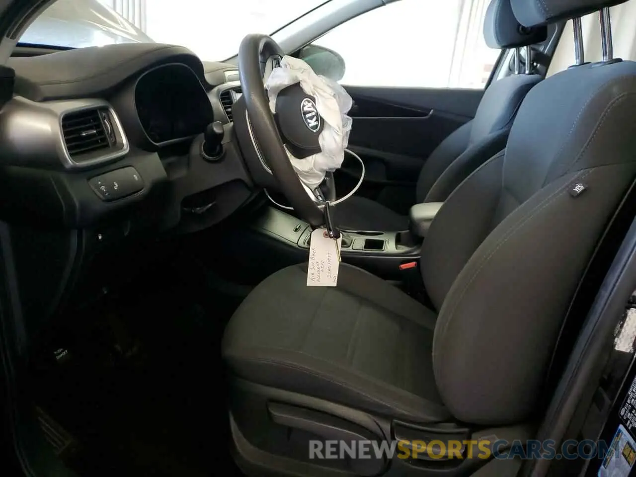 7 fotografías del automóvil dañado 5XYPG4A3XLG638264 KIA SORENTO 2020