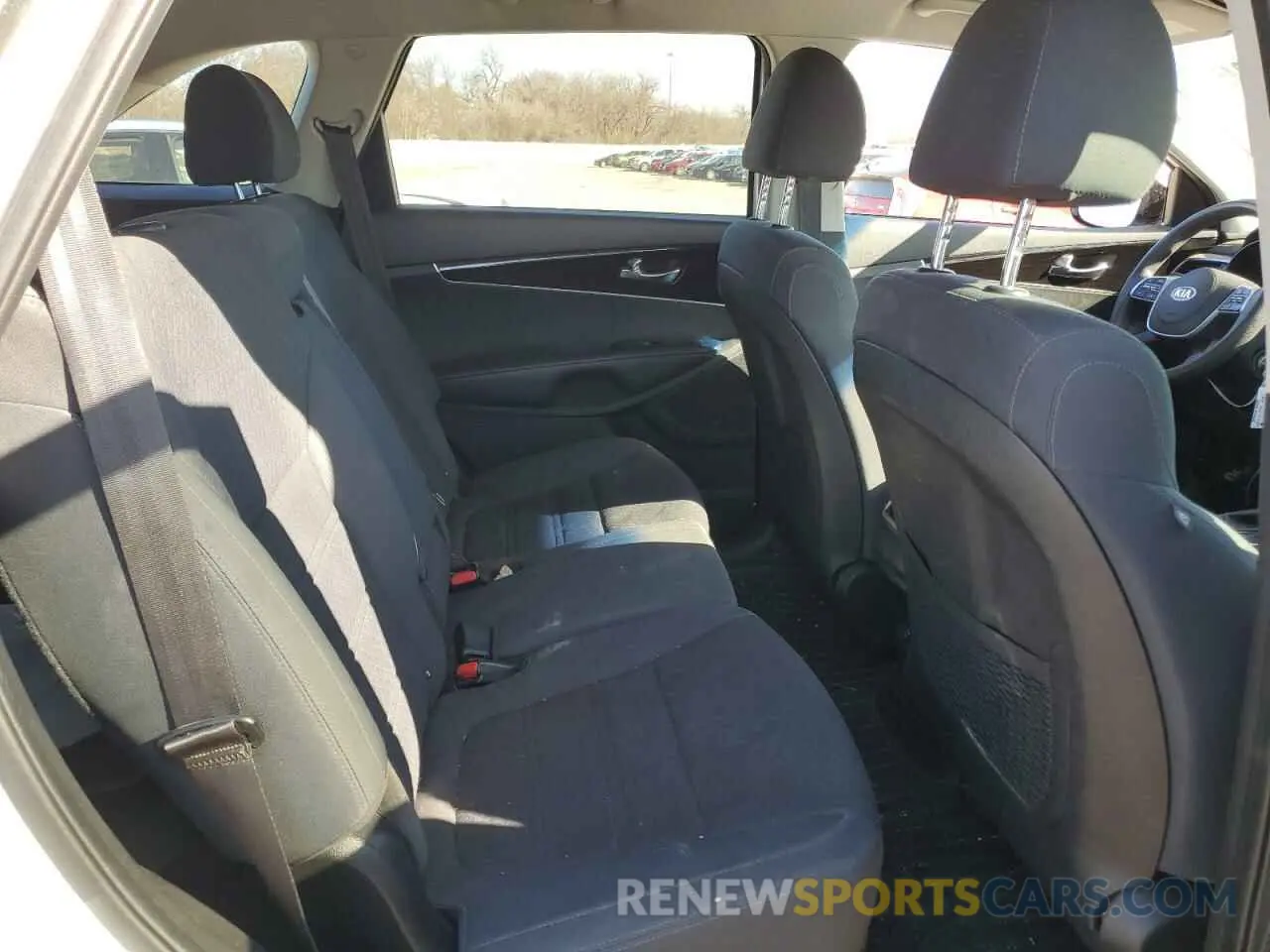 11 fotografías del automóvil dañado 5XYPG4A3XLG651712 KIA SORENTO 2020