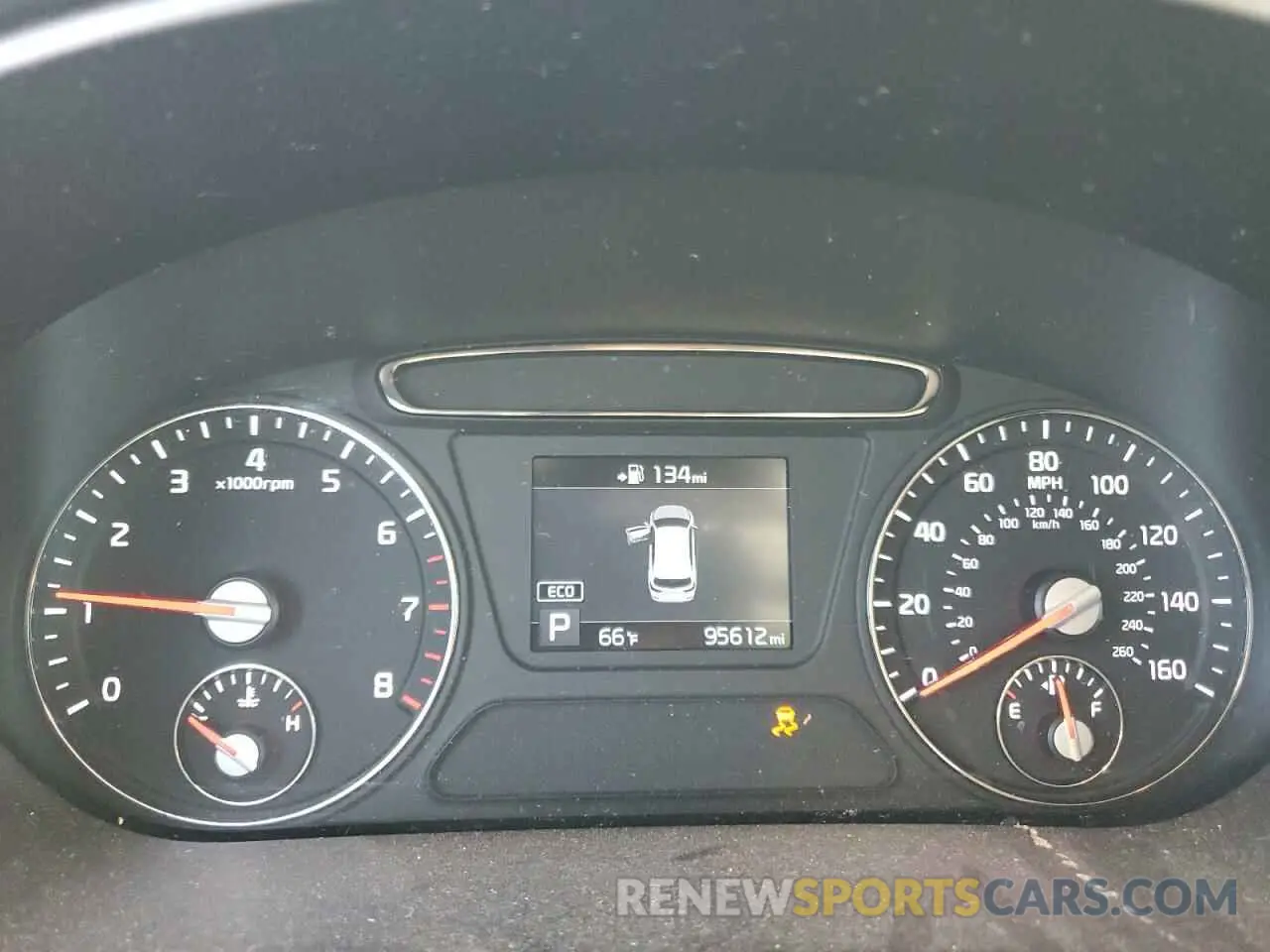9 fotografías del automóvil dañado 5XYPG4A3XLG651712 KIA SORENTO 2020