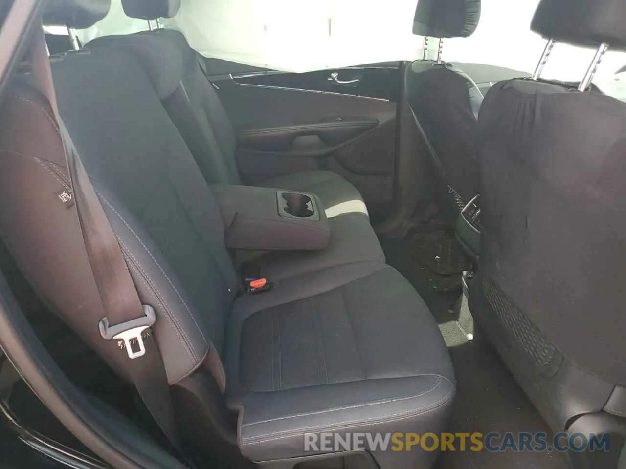 11 fotografías del automóvil dañado 5XYPG4A51LG624089 KIA SORENTO 2020