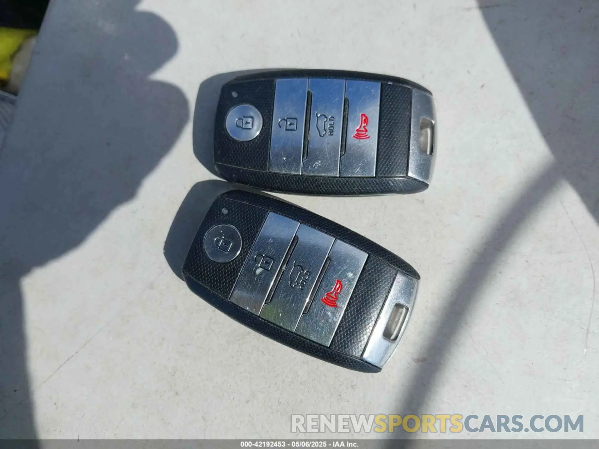 11 fotografías del automóvil dañado 5XYPG4A54LG703207 KIA SORENTO 2020