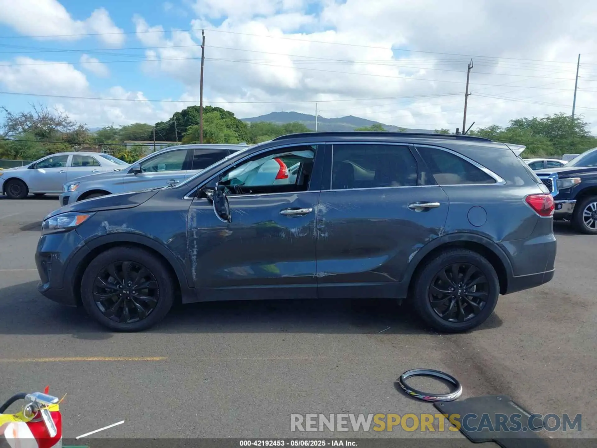 15 fotografías del automóvil dañado 5XYPG4A54LG703207 KIA SORENTO 2020