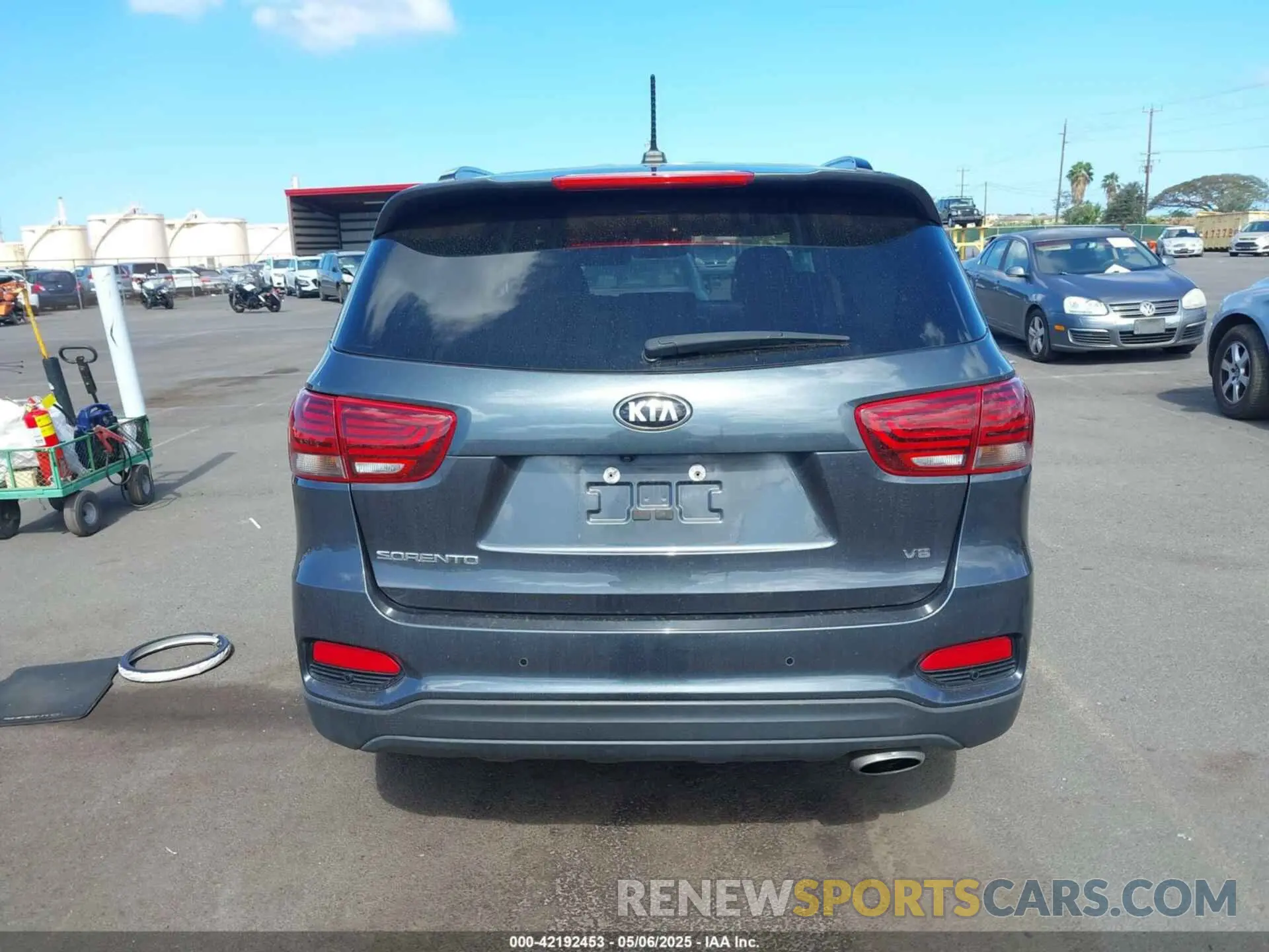 17 fotografías del automóvil dañado 5XYPG4A54LG703207 KIA SORENTO 2020