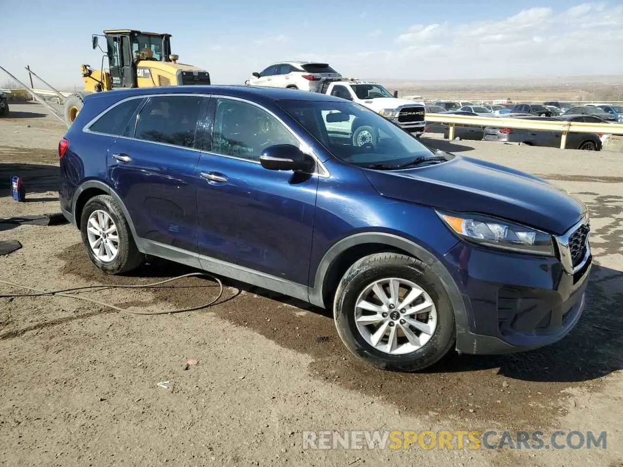 4 fotografías del automóvil dañado 5XYPG4A55LG627819 KIA SORENTO 2020