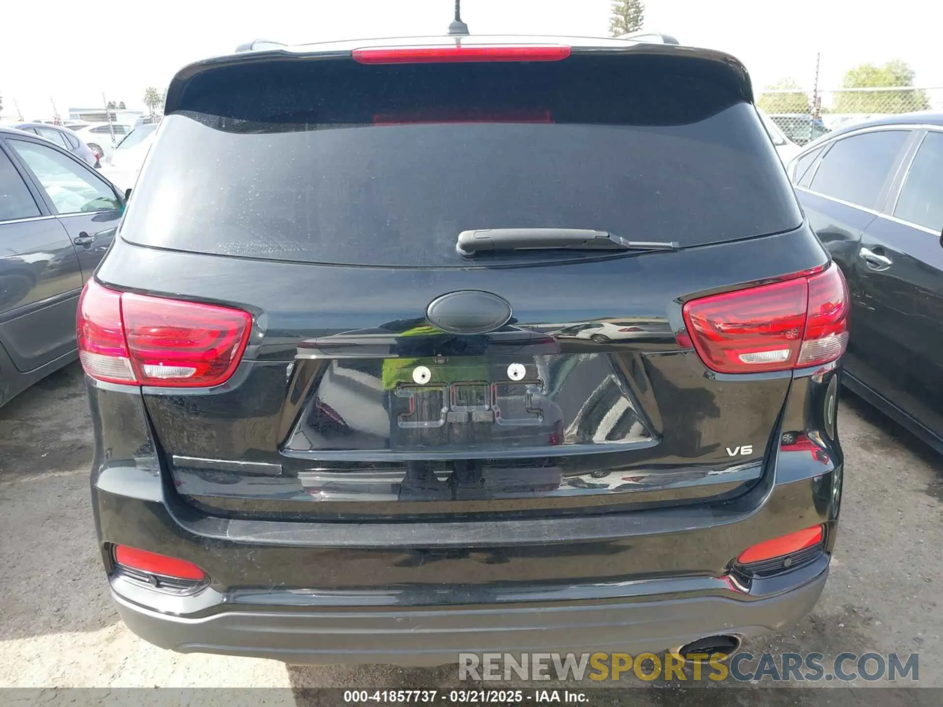 15 fotografías del automóvil dañado 5XYPG4A55LG695893 KIA SORENTO 2020
