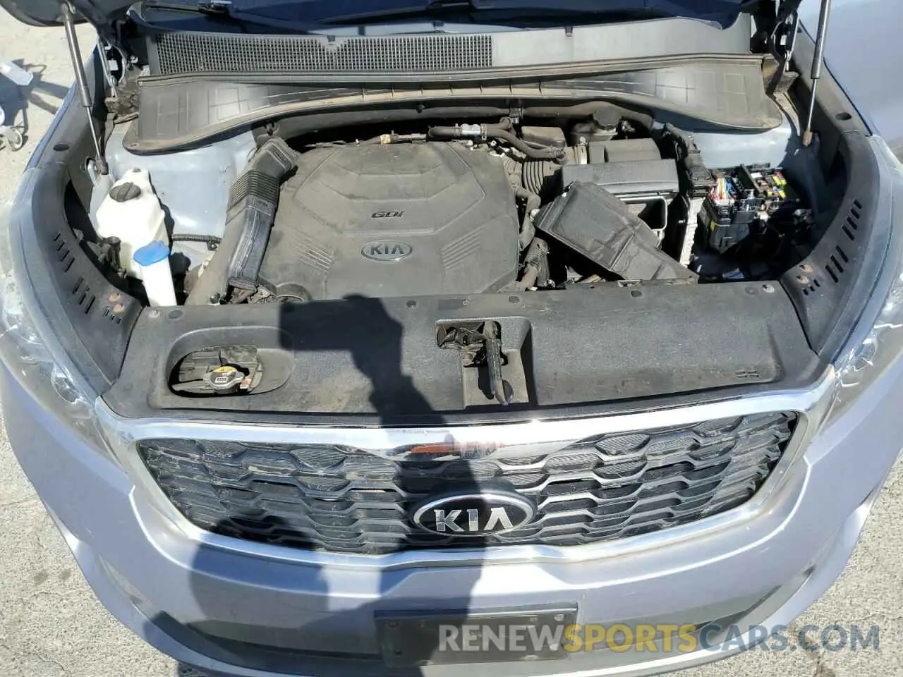 12 fotografías del automóvil dañado 5XYPG4A56LG617820 KIA SORENTO 2020