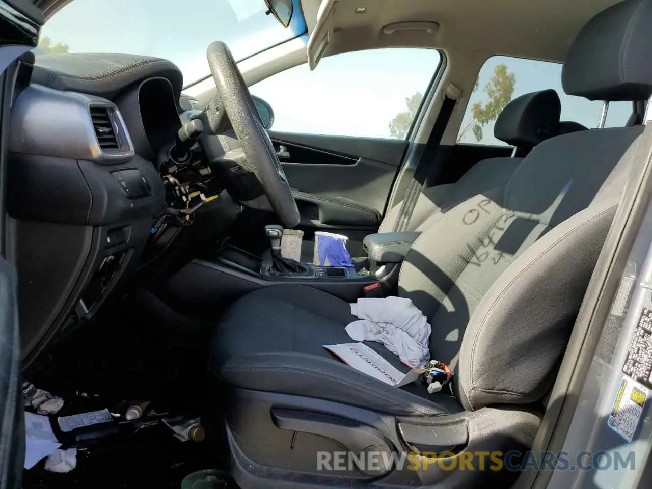 7 fotografías del automóvil dañado 5XYPG4A56LG617820 KIA SORENTO 2020