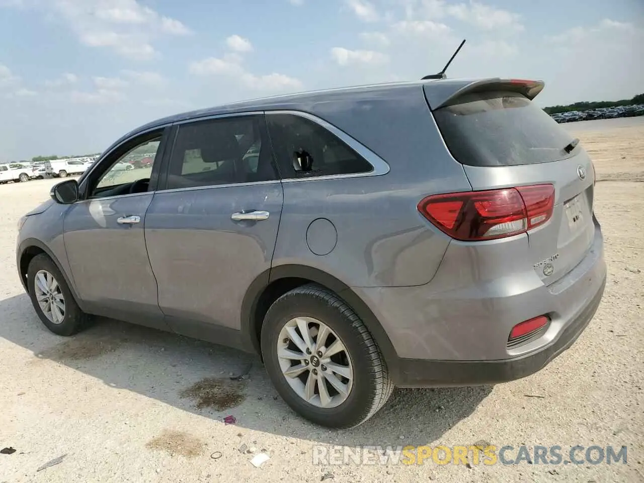 2 fotografías del automóvil dañado 5XYPG4A57LG670056 KIA SORENTO 2020