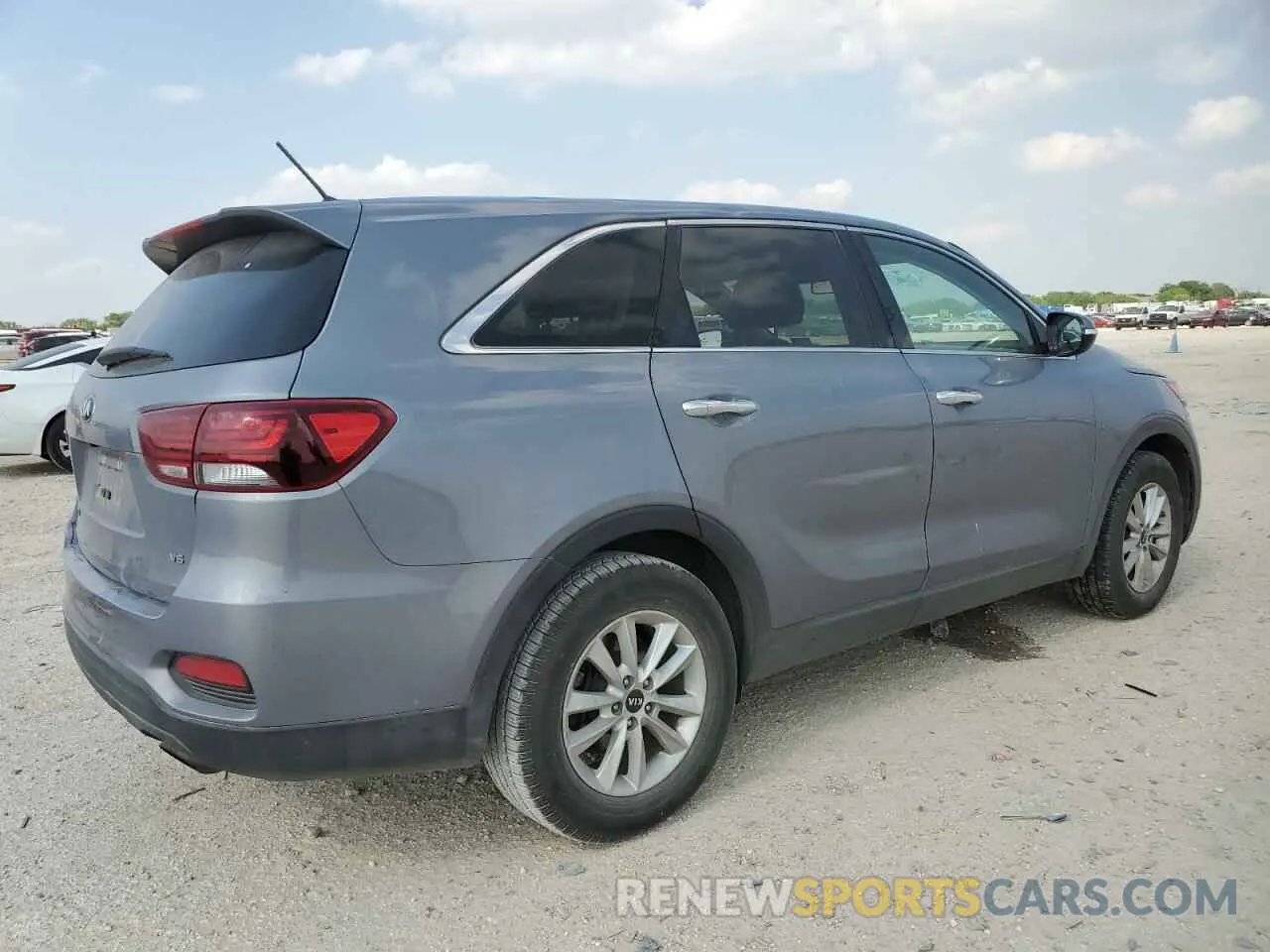 3 fotografías del automóvil dañado 5XYPG4A57LG670056 KIA SORENTO 2020