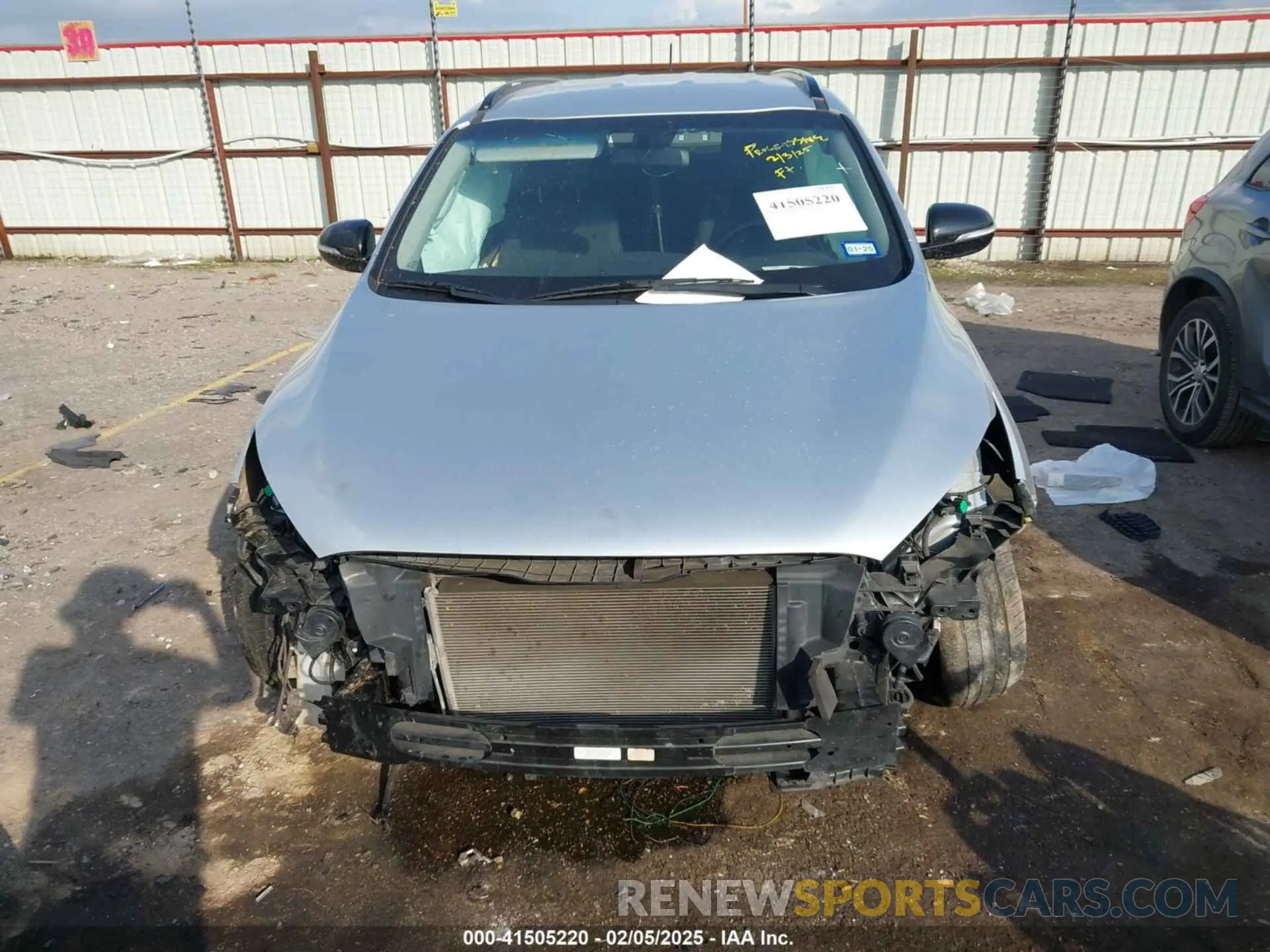 13 fotografías del automóvil dañado 5XYPG4A58LG660524 KIA SORENTO 2020