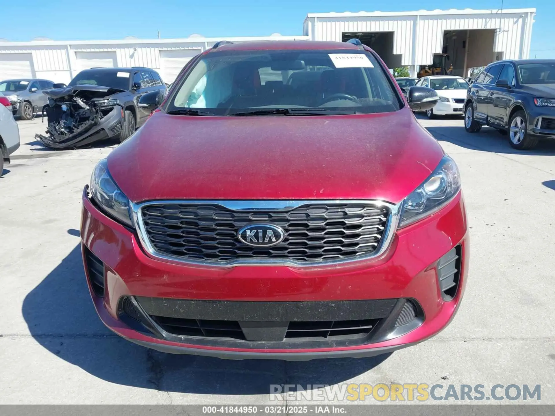 12 fotografías del automóvil dañado 5XYPG4A58LG710791 KIA SORENTO 2020