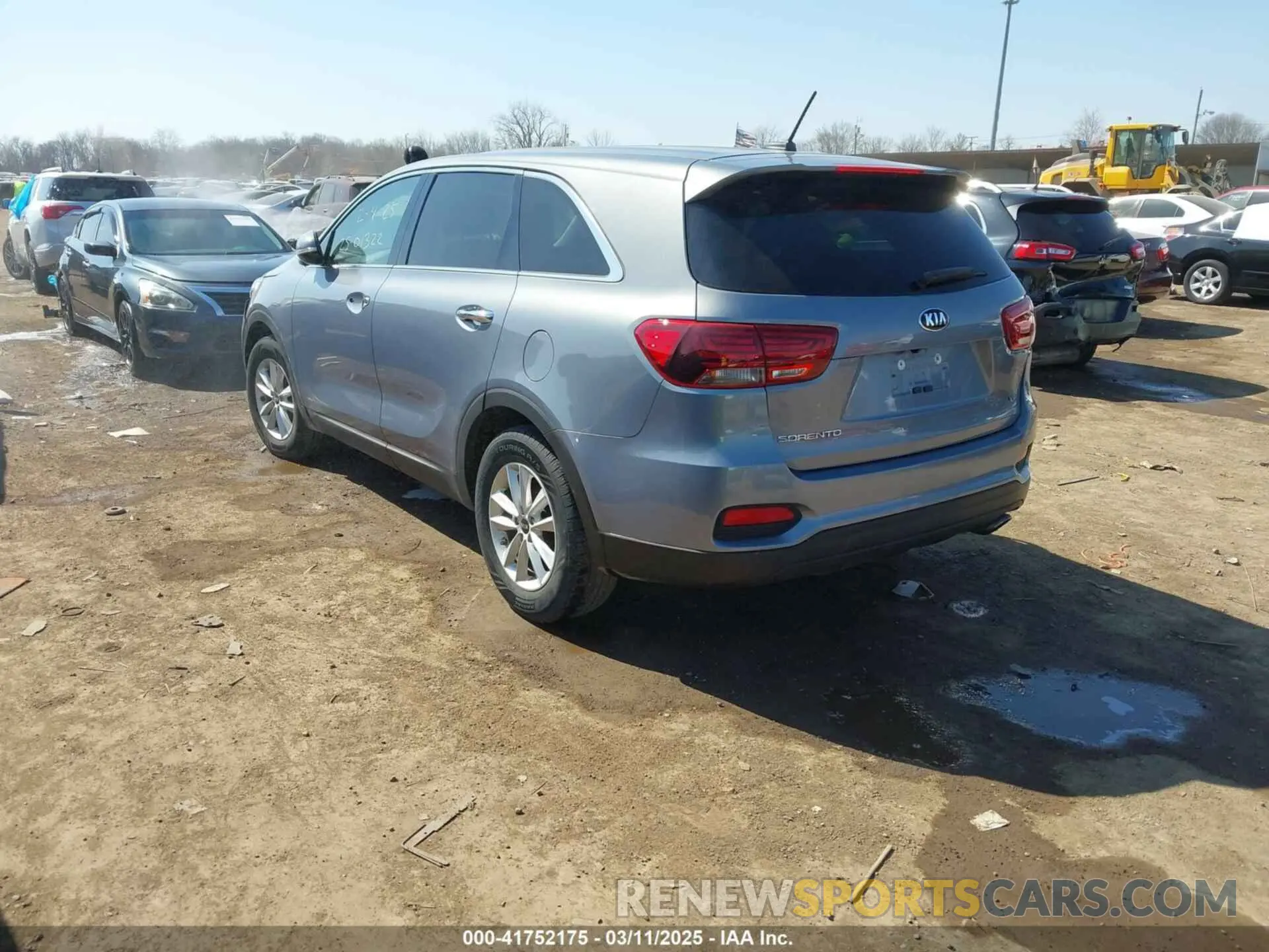 3 fotografías del automóvil dañado 5XYPG4A59LG620081 KIA SORENTO 2020