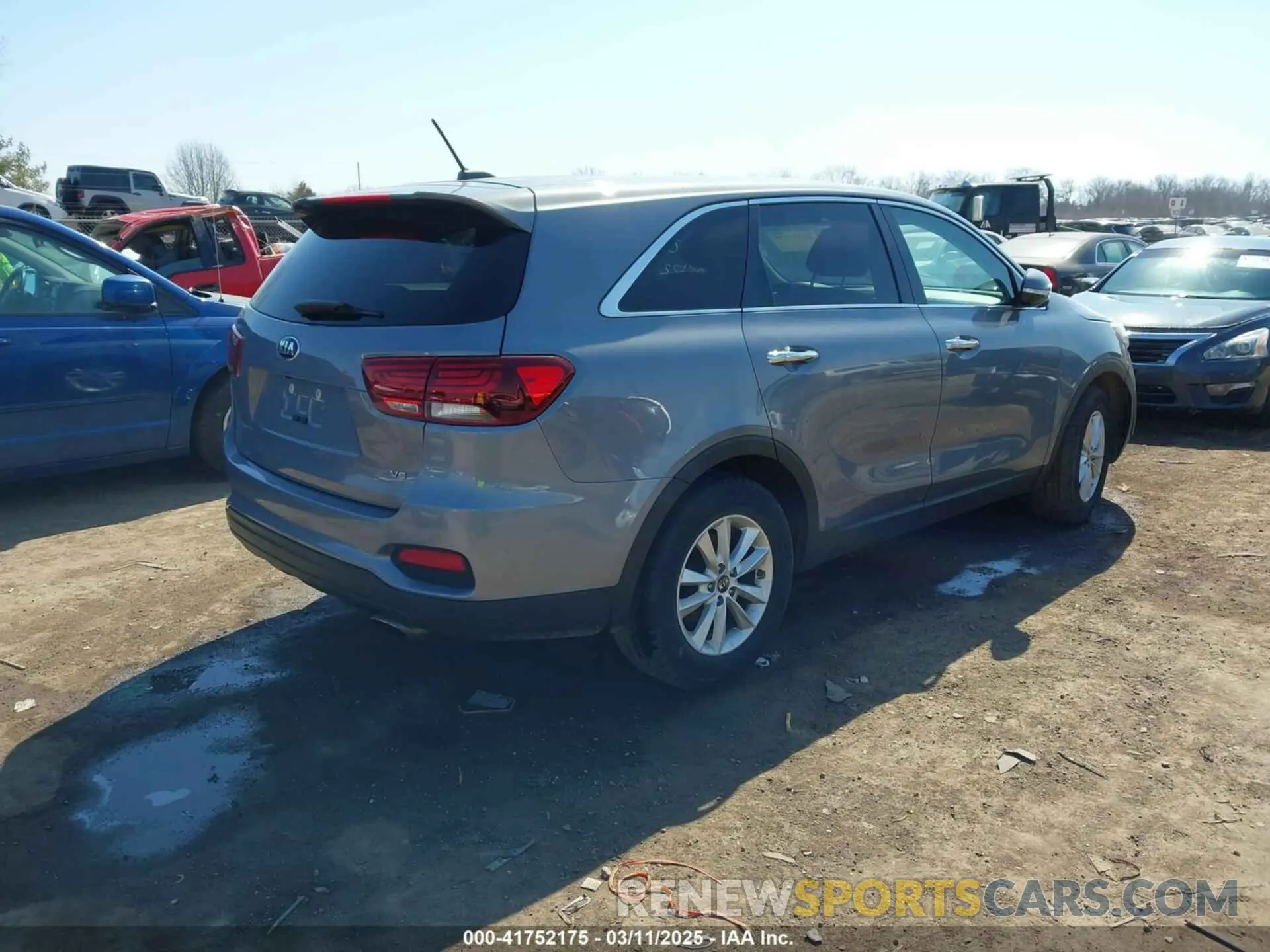 4 fotografías del automóvil dañado 5XYPG4A59LG620081 KIA SORENTO 2020