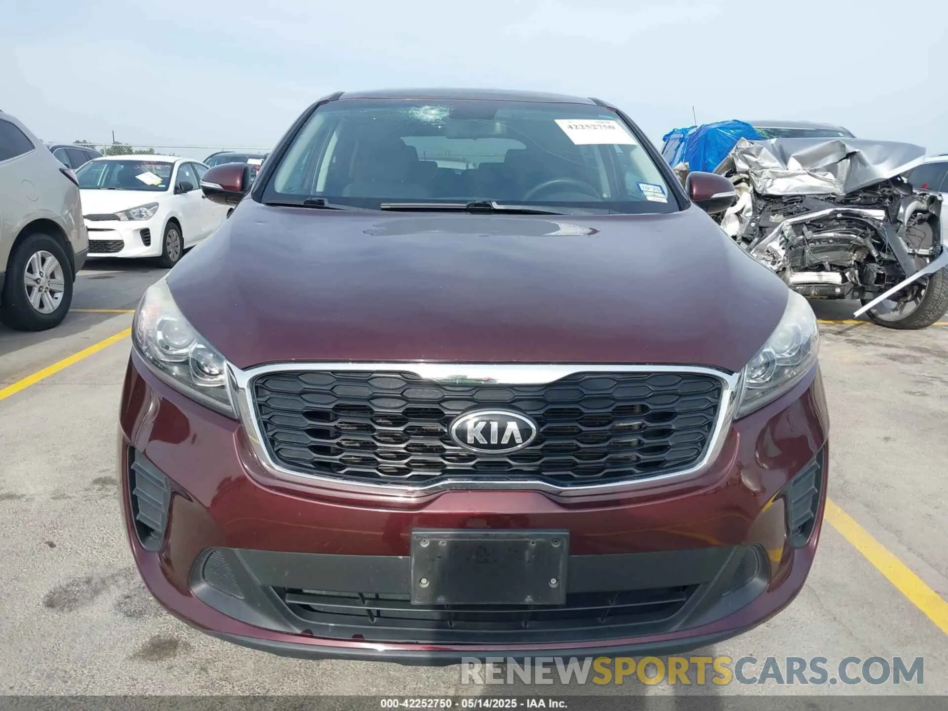 12 fotografías del automóvil dañado 5XYPG4A59LG621439 KIA SORENTO 2020