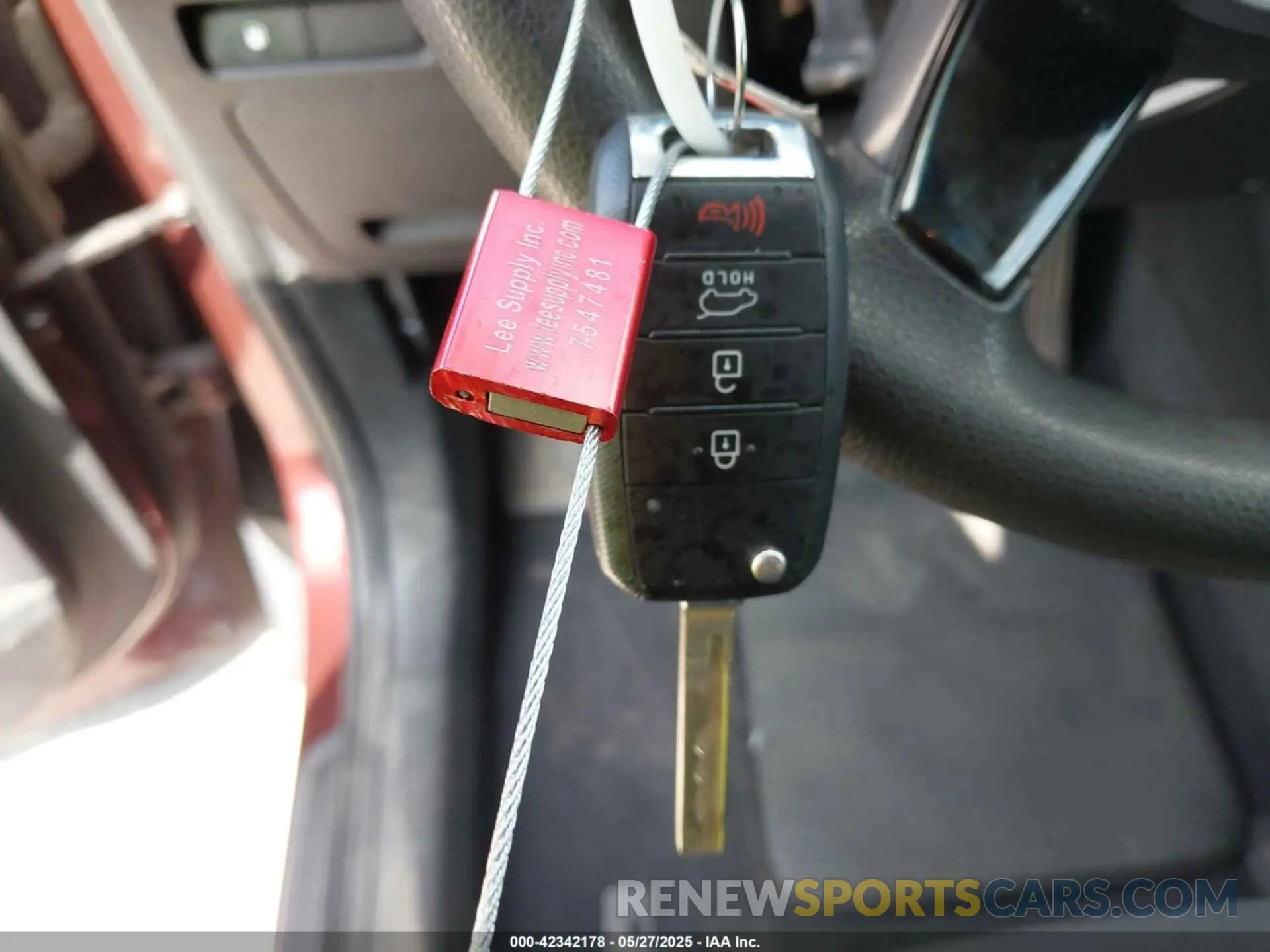 11 fotografías del automóvil dañado 5XYPG4A5XLG619599 KIA SORENTO 2020