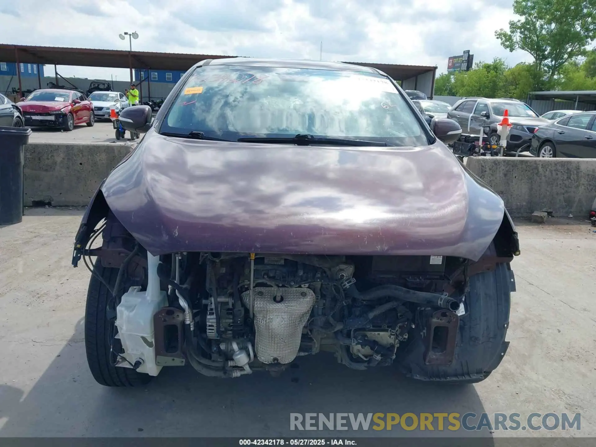 13 fotografías del automóvil dañado 5XYPG4A5XLG619599 KIA SORENTO 2020
