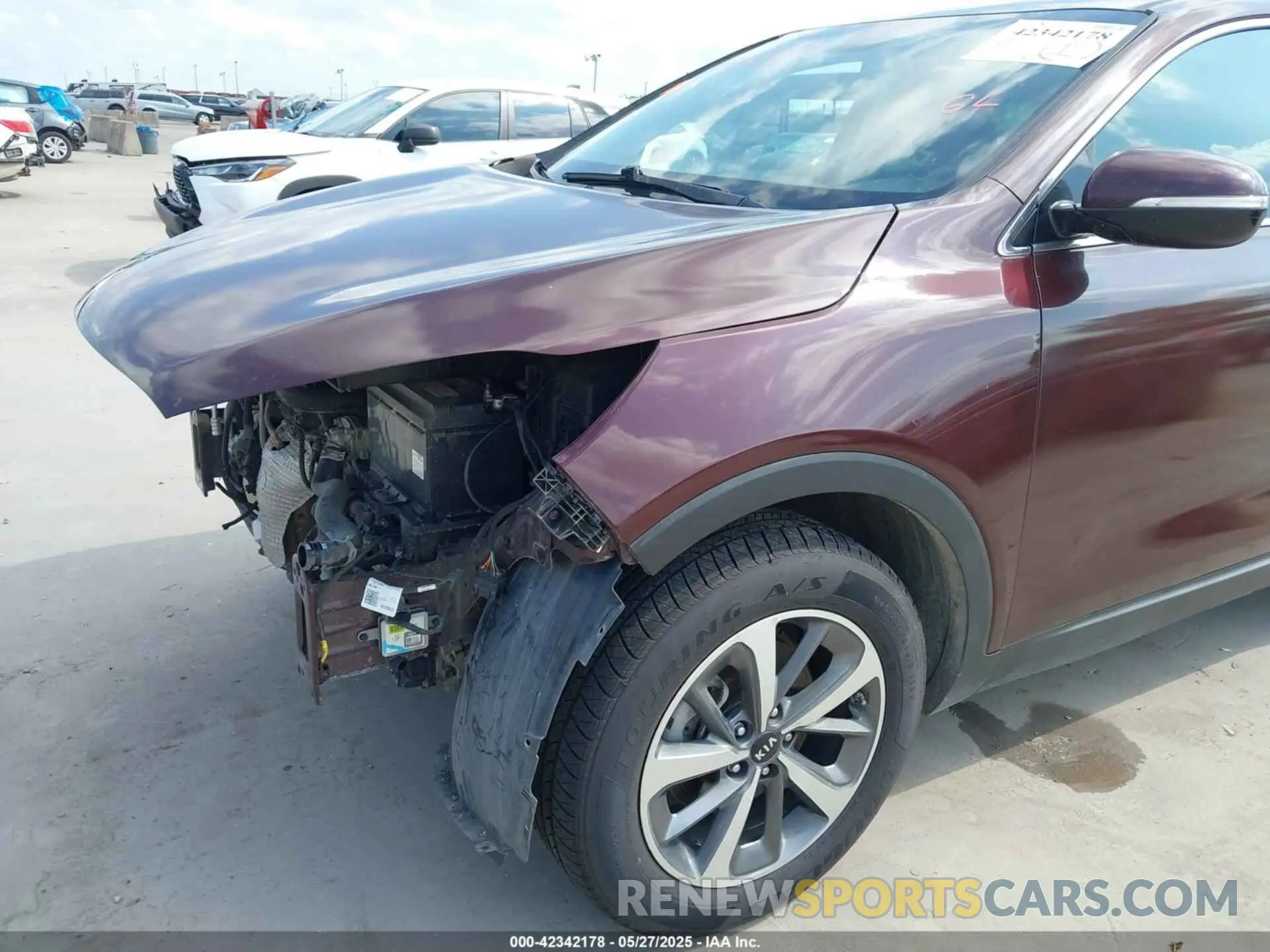 19 fotografías del automóvil dañado 5XYPG4A5XLG619599 KIA SORENTO 2020